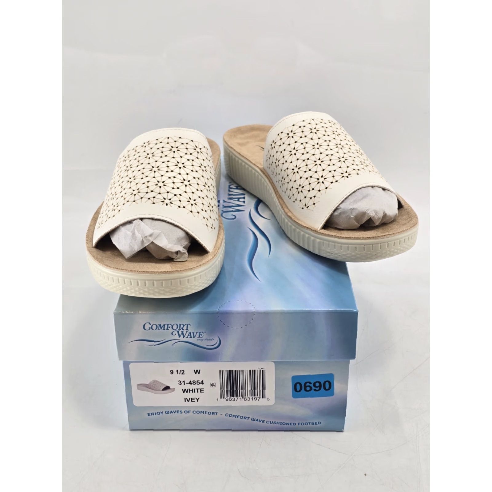 Vintage Easy Street Ivey Slide Sandal Women White 9.5W - Casual Comfort Slide Shoe Size US 10 / IT 40 - 2 Thumbnail
