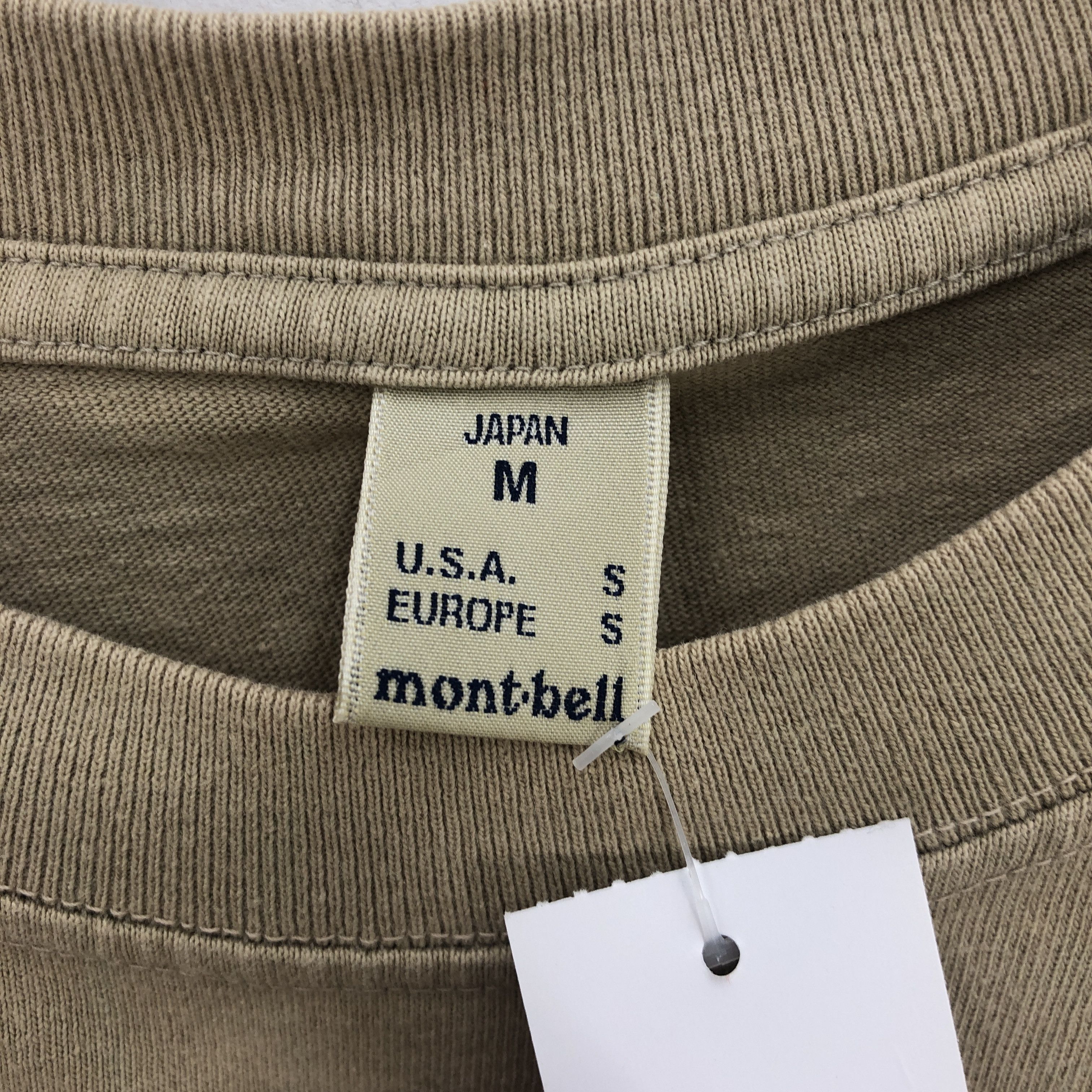 Montbell Vintage Montbell T Shirt Crewneck Tees Size US L / EU 52-54 / 3 - 5 Thumbnail