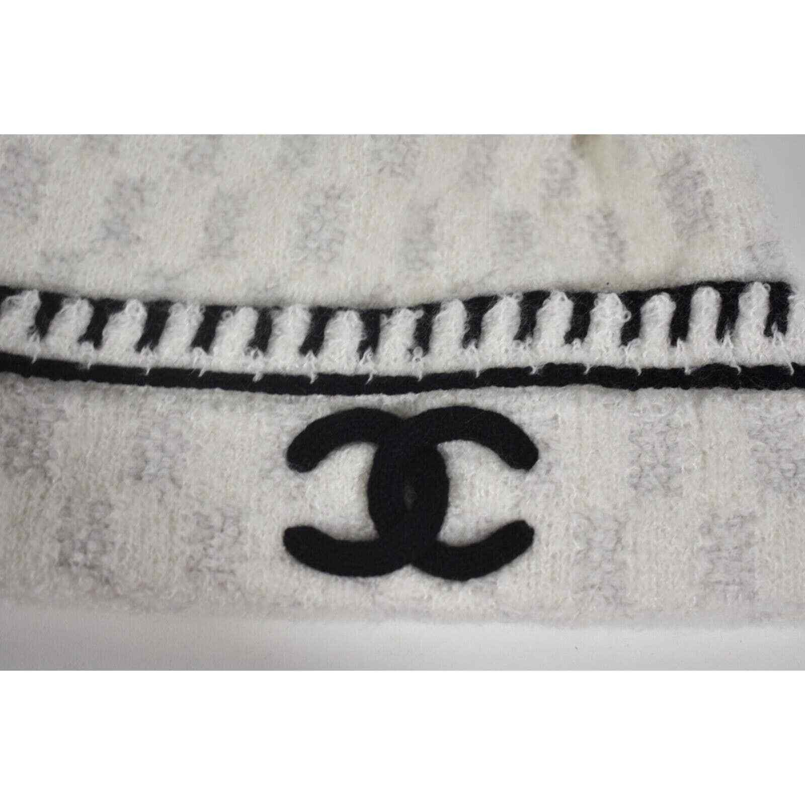 Chanel Chanel Cashmere Wool Silk CC Logo Beanie Winter Hat Cloche Size ONE SIZE - 2 Thumbnail