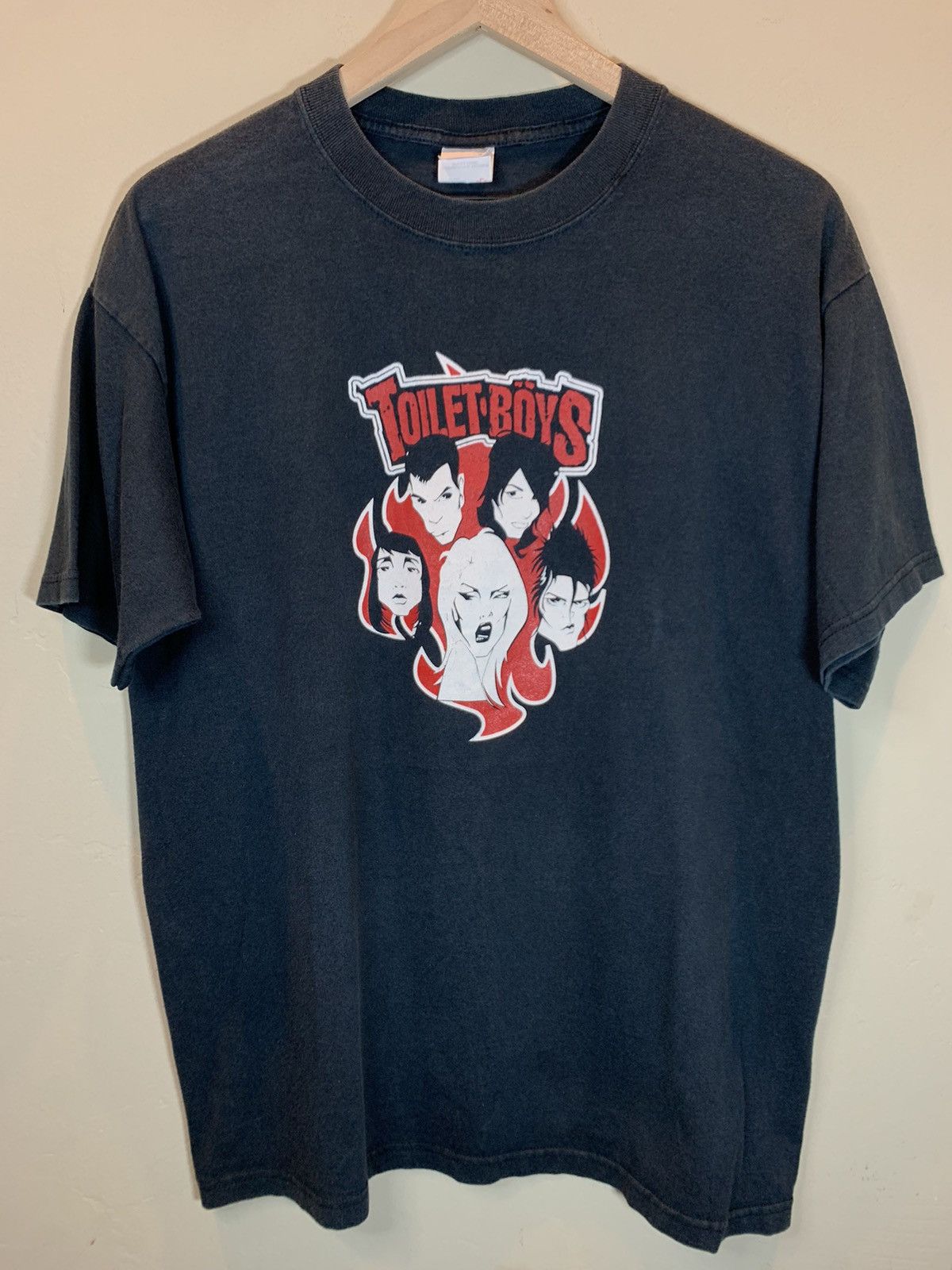 Band Tees × Vintage *RARE* Vintage 90’s Toilet Böys Band Art Music Rock T-Shirt Size US L / EU 52-54 / 3 - 1 Thumbnail