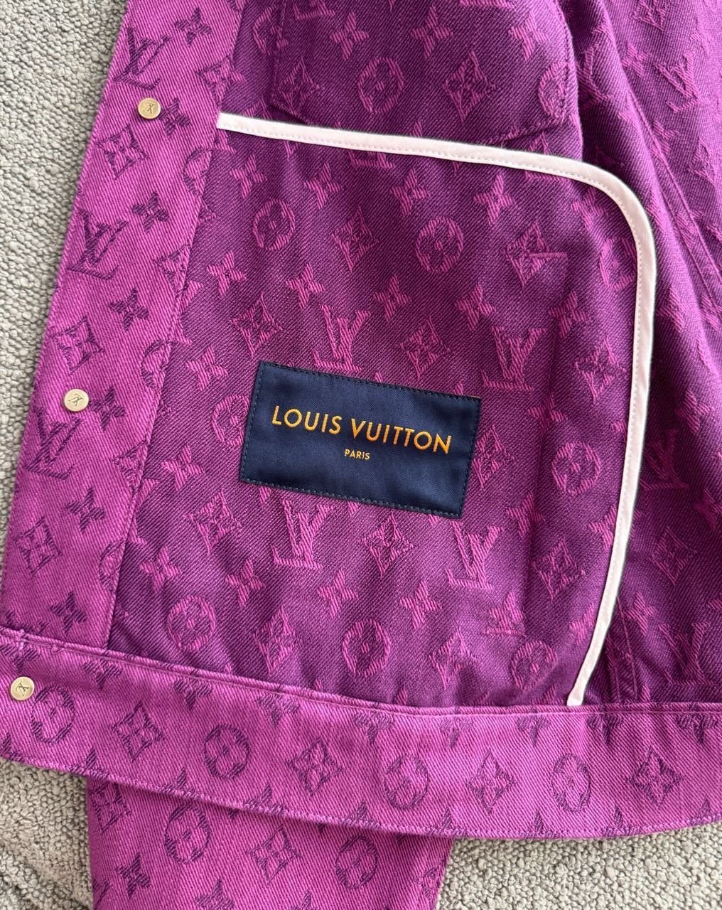 Louis Vuitton LOUIS VUITTON Monogram Denim Trucker Jacket RARE Size US S / EU 44-46 / 1 - 11 Thumbnail