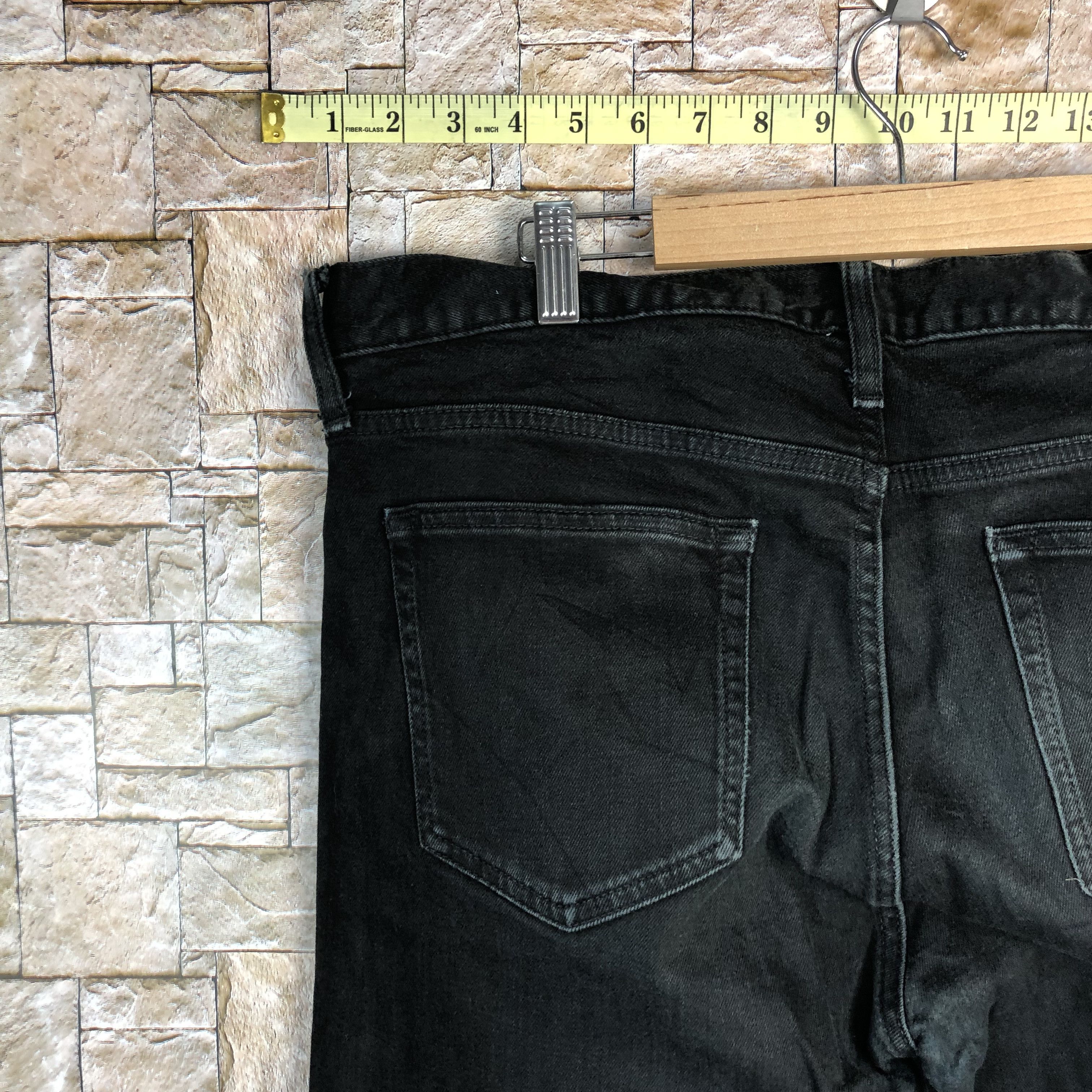 Uniqlo Uniqlo Jeans Black Denim Pants #7600 Size US 34 / EU 50 - 14 Thumbnail