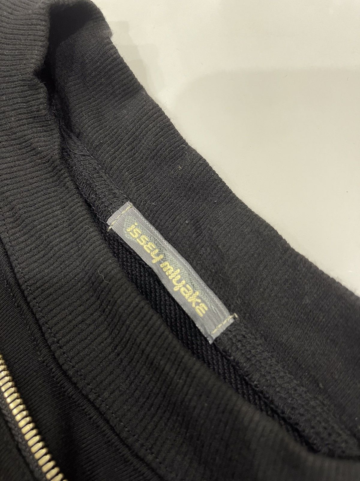 Issey Miyake × Japanese Brand ❗RARE❗Issey Miyake 1987 Sweater black Staff backzip Size US S / EU 44-46 / 1 - 2 Thumbnail