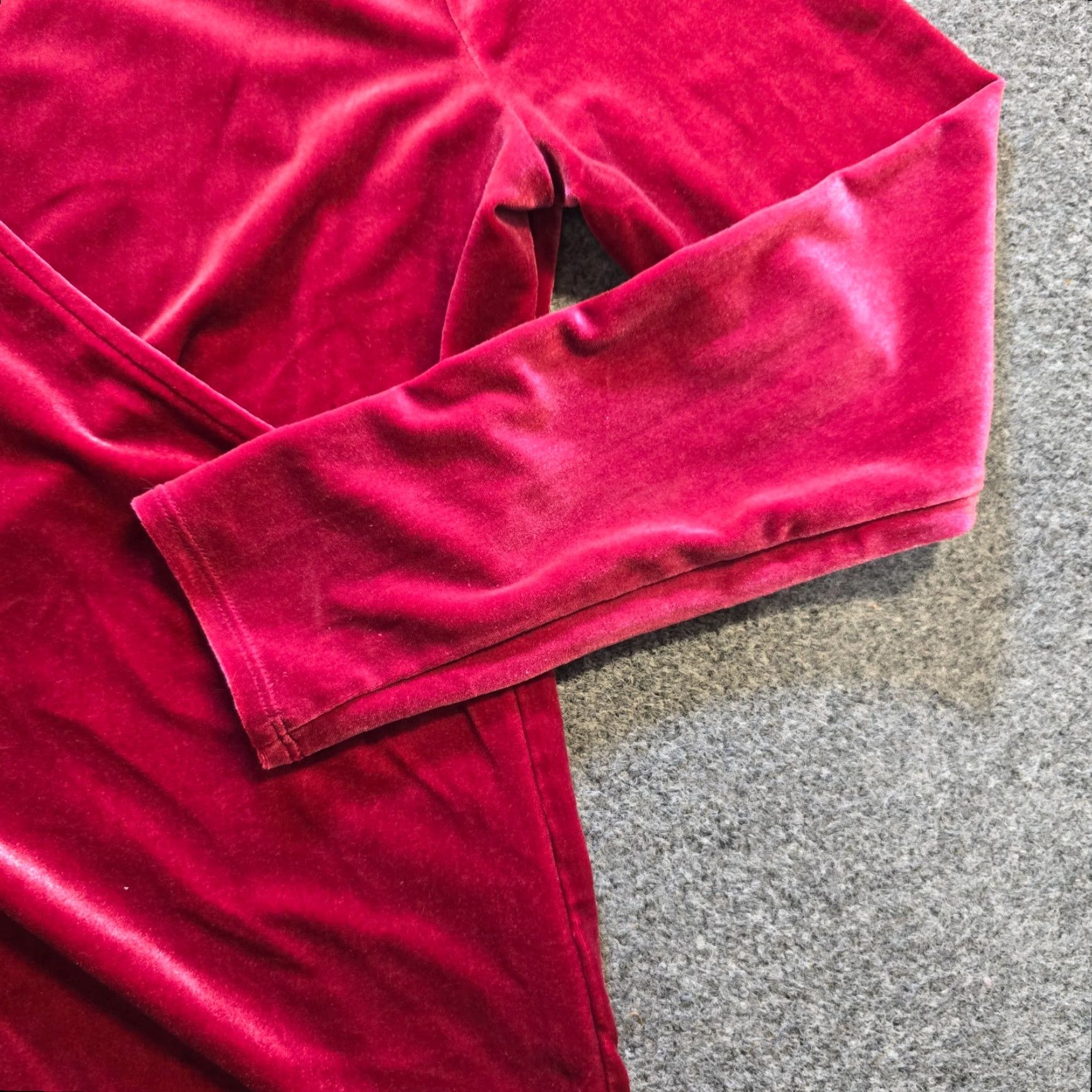 J.Crew J.CREW Blouse Womens Large Red Velour Deep V Long Sleeve Stretch Casual Size L / US 10 / IT 46 - 3 Thumbnail