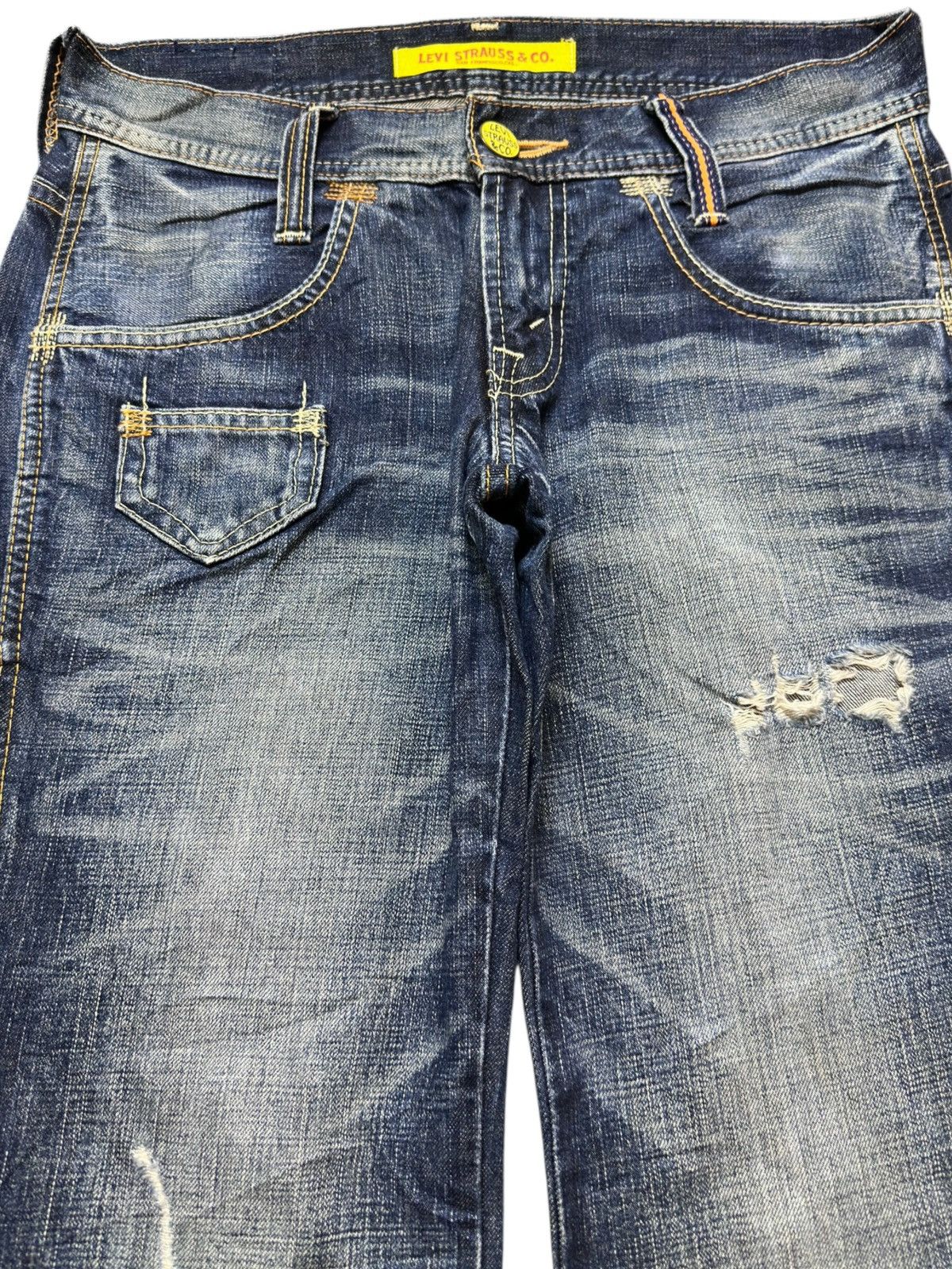Levi's Vintage Clothing Vintage Levi’s Flare Bootcut Grunge Distressed Denim Size US 30 / EU 46 - 2 Thumbnail