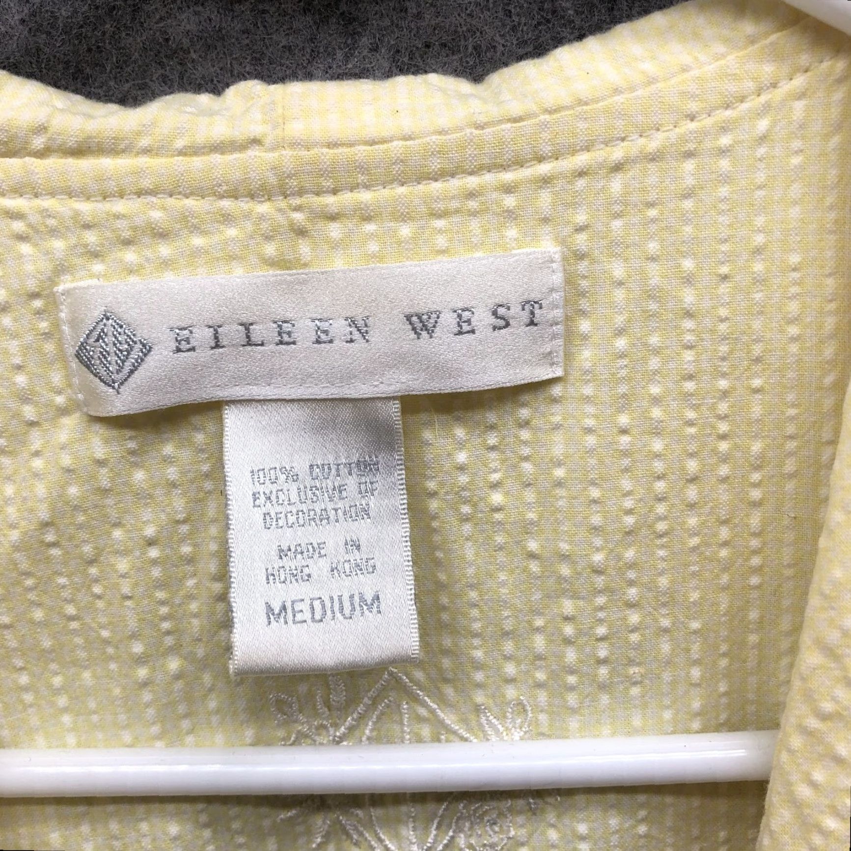 Vintage VINTAGE Eileen West Robe Womens M Yellow Cotton Seersucker Lounge Duster Romantic, VTG, 1990s, M, Womens Size ONE SIZE - 6 Thumbnail