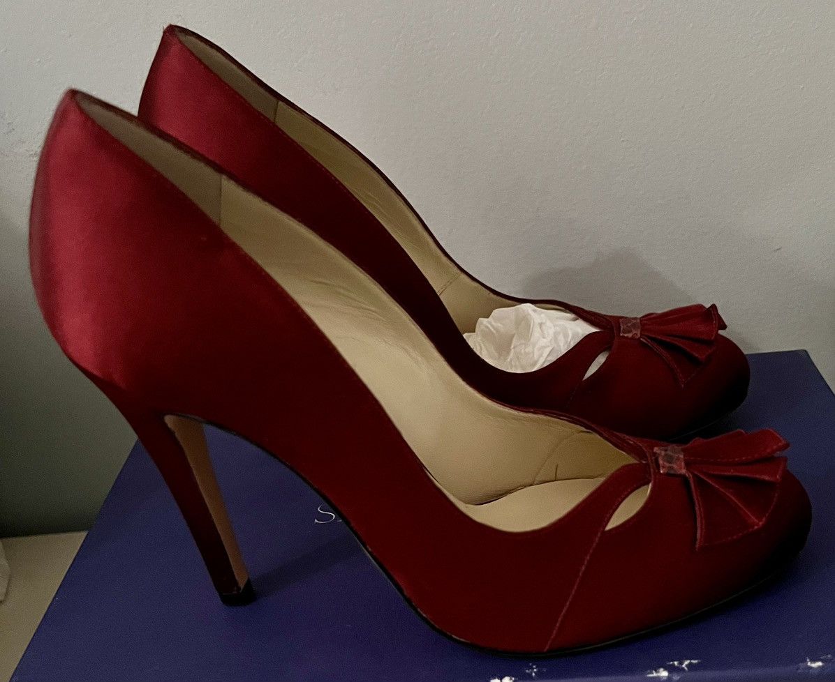 Sarah Flint Authentic Sarah Flint ingrid red crimson satin heels Italy Size US 7.5 / IT 37.5 - 3 Thumbnail