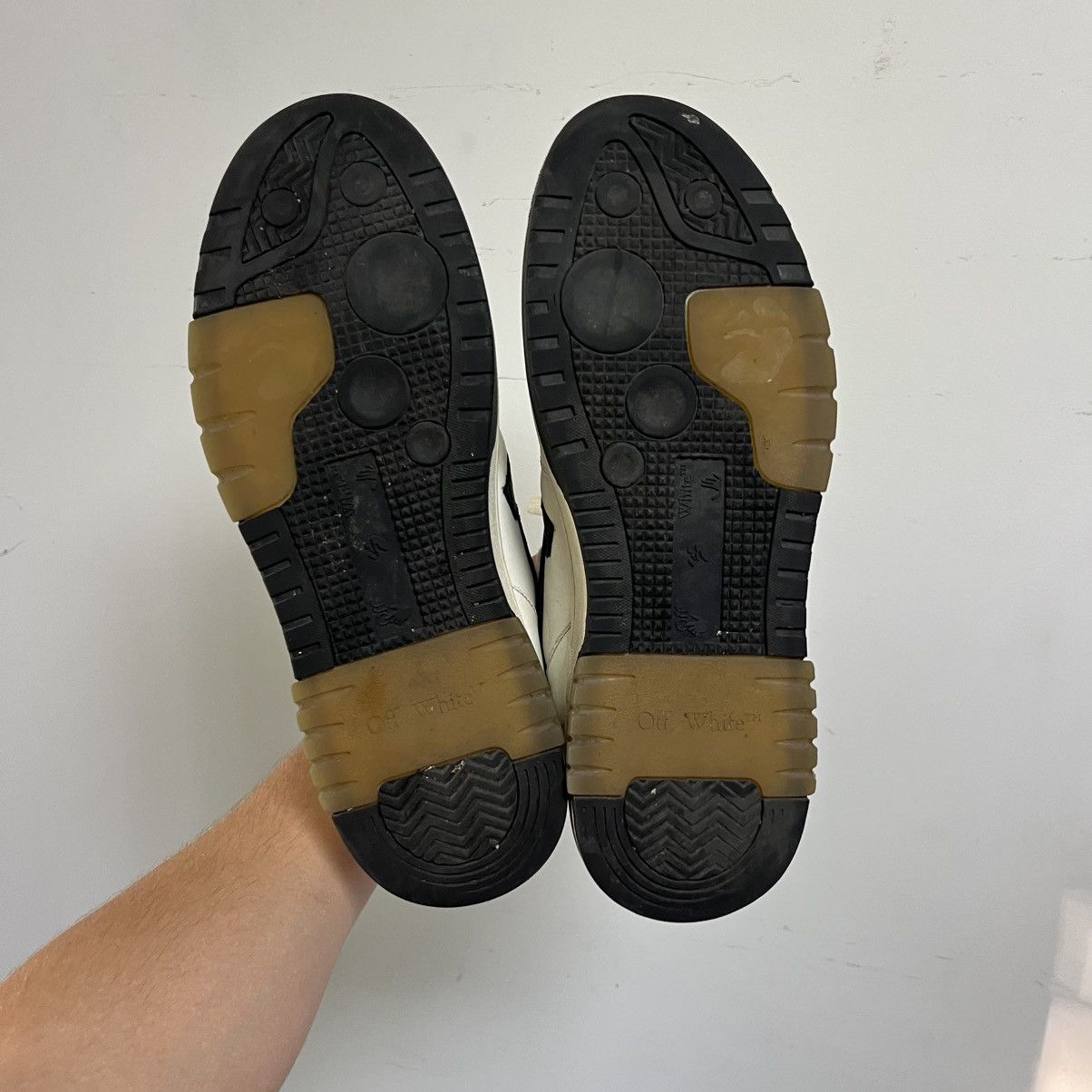 Off-White Off White Out Of Office Size US 11 / EU 44 - 7 Thumbnail