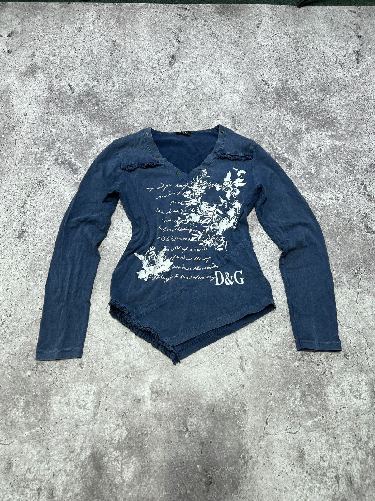 Dolce & Gabbana VTG Dolce & Gabbana All Over Print Top Long Sleeve Y2K Style Size M / US 6-8 / IT 42-44 - 1 Thumbnail