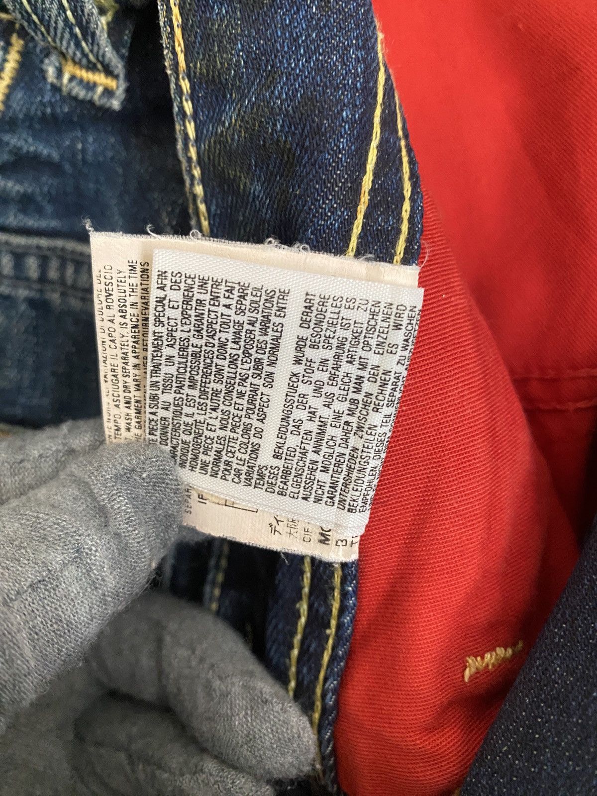 Diesel Vintage 2005 Diesel Onija Wash Denim Distressed Size US 33 - 13 Thumbnail