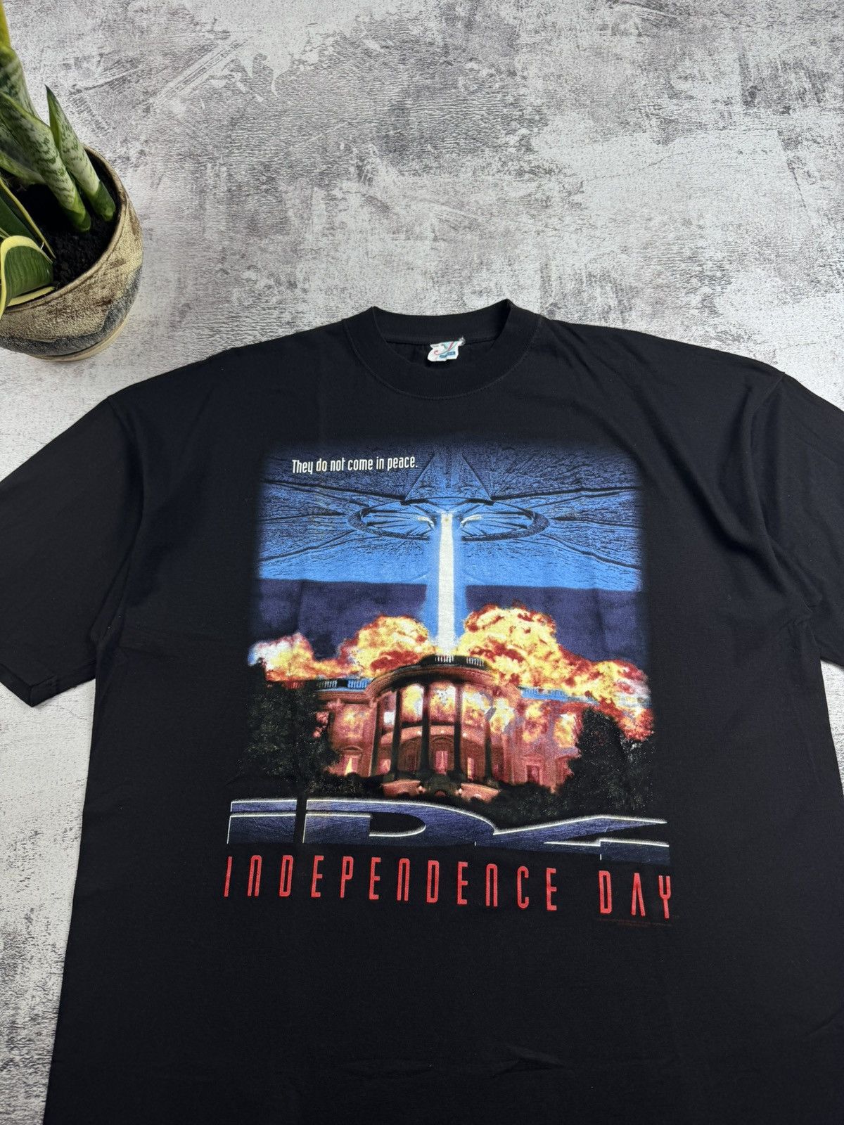 Vintage Independence Day Vintage Skull Movie Film 1996 USA 90s Merch XLarge T Shirt Tee Size US XL / EU 56 / 4 - 5 Thumbnail