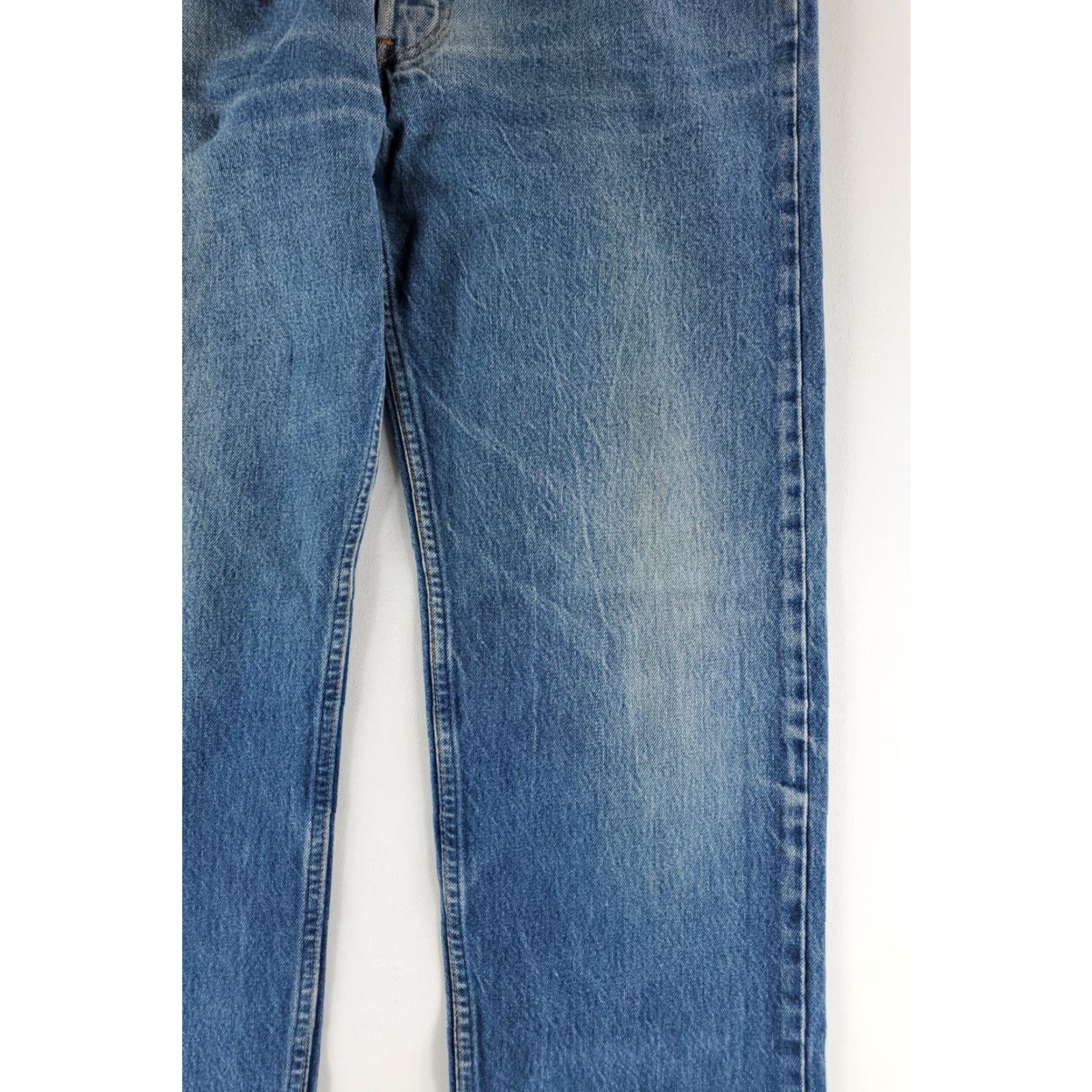 Levi's VINTAGE Levi's 501 Jeans Men Straight 36 Regular Blue Whiskering 90s 38x34 (36x32.5 Actual) Size US 36 / EU 52 - 6 Thumbnail