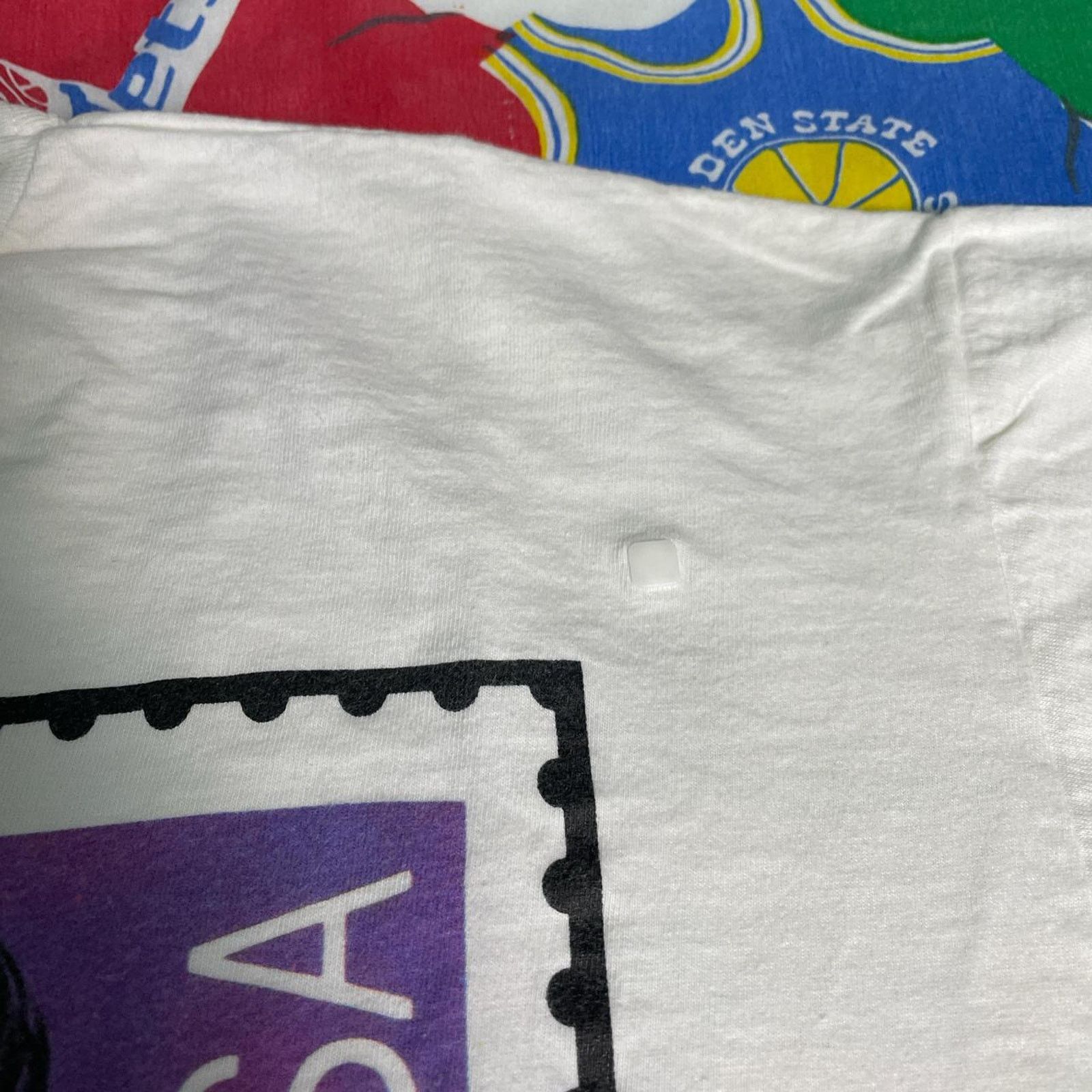 Vintage Vintage 1992 Elvis Presley Postage Stamp Blues Pop Rock Tee Size US XL / EU 56 / 4 - 4 Thumbnail