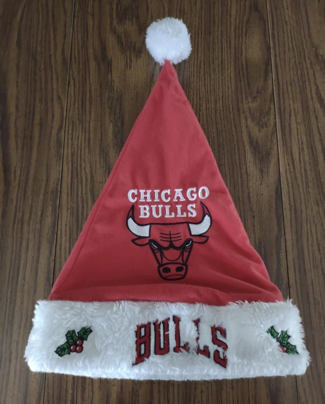Other NBA Chicago Bulls Baseketball Santa Claus Christmas Hat Size ONE SIZE - 1 Preview