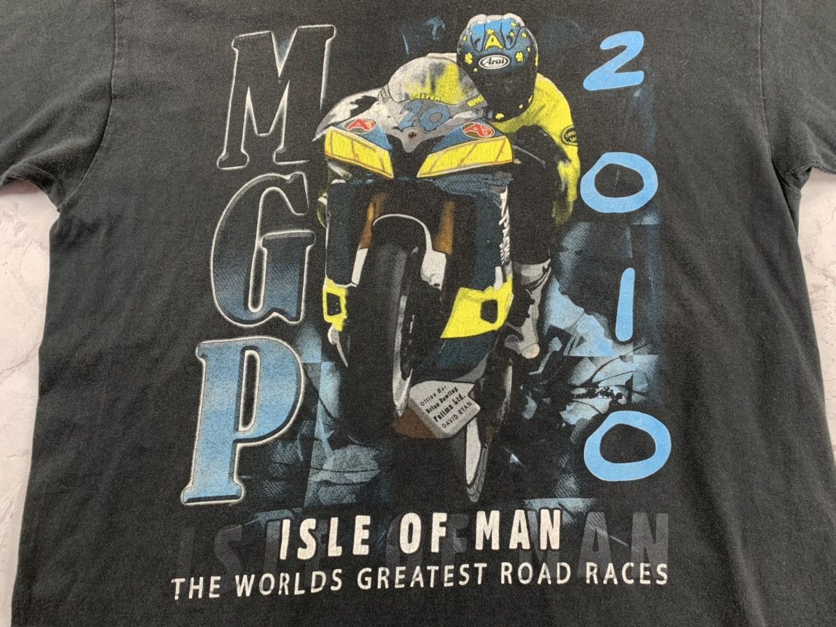 Vintage Mens vintage t shirt Isle of Man Size M Size US M / EU 48-50 / 2 - 3 Thumbnail