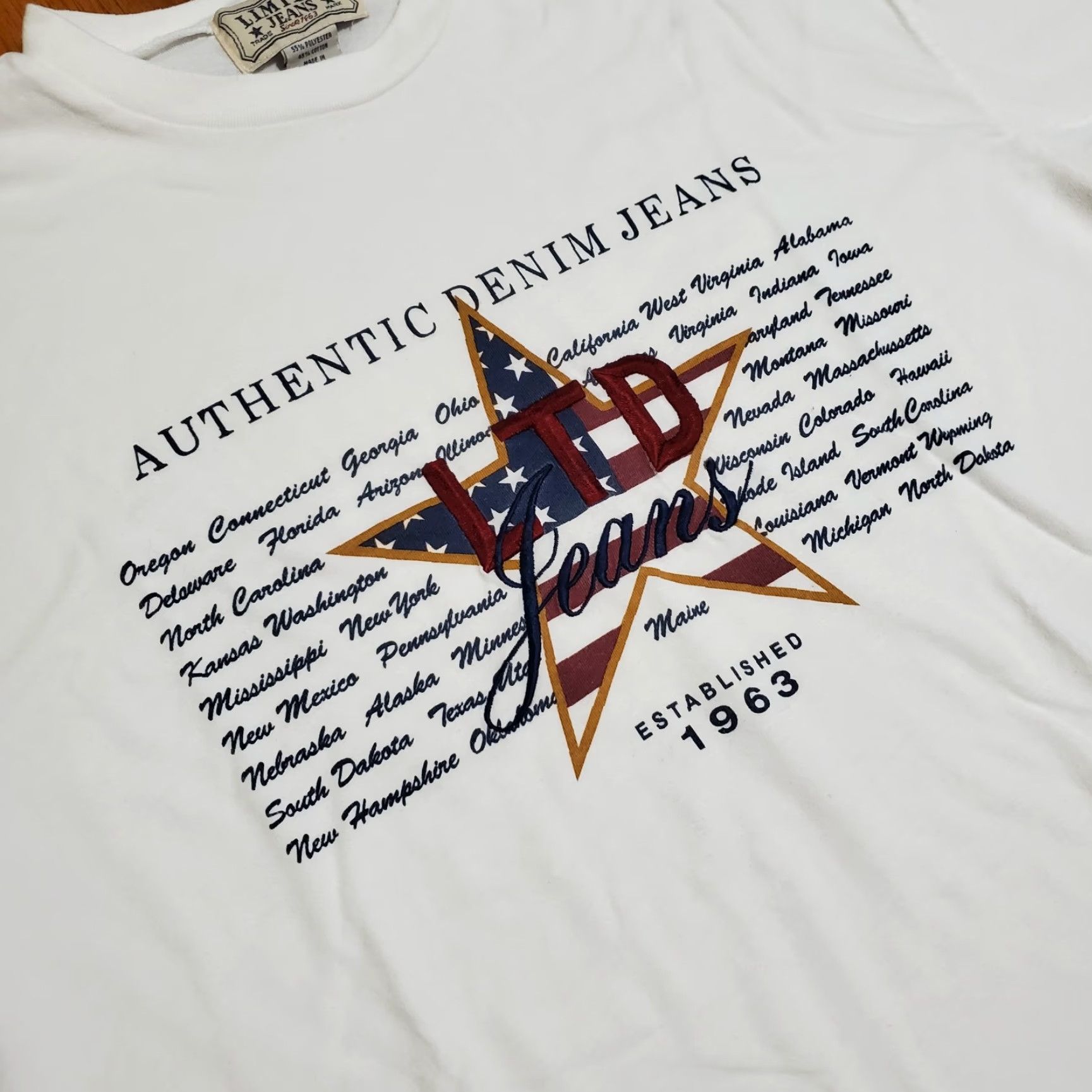 Express VINTAGE Express T-Shirt Shirt Men XS White 90s 80s Logo Graphic Print OSFA Short Sleeve Crew Neck Size US 29 - 2 Thumbnail