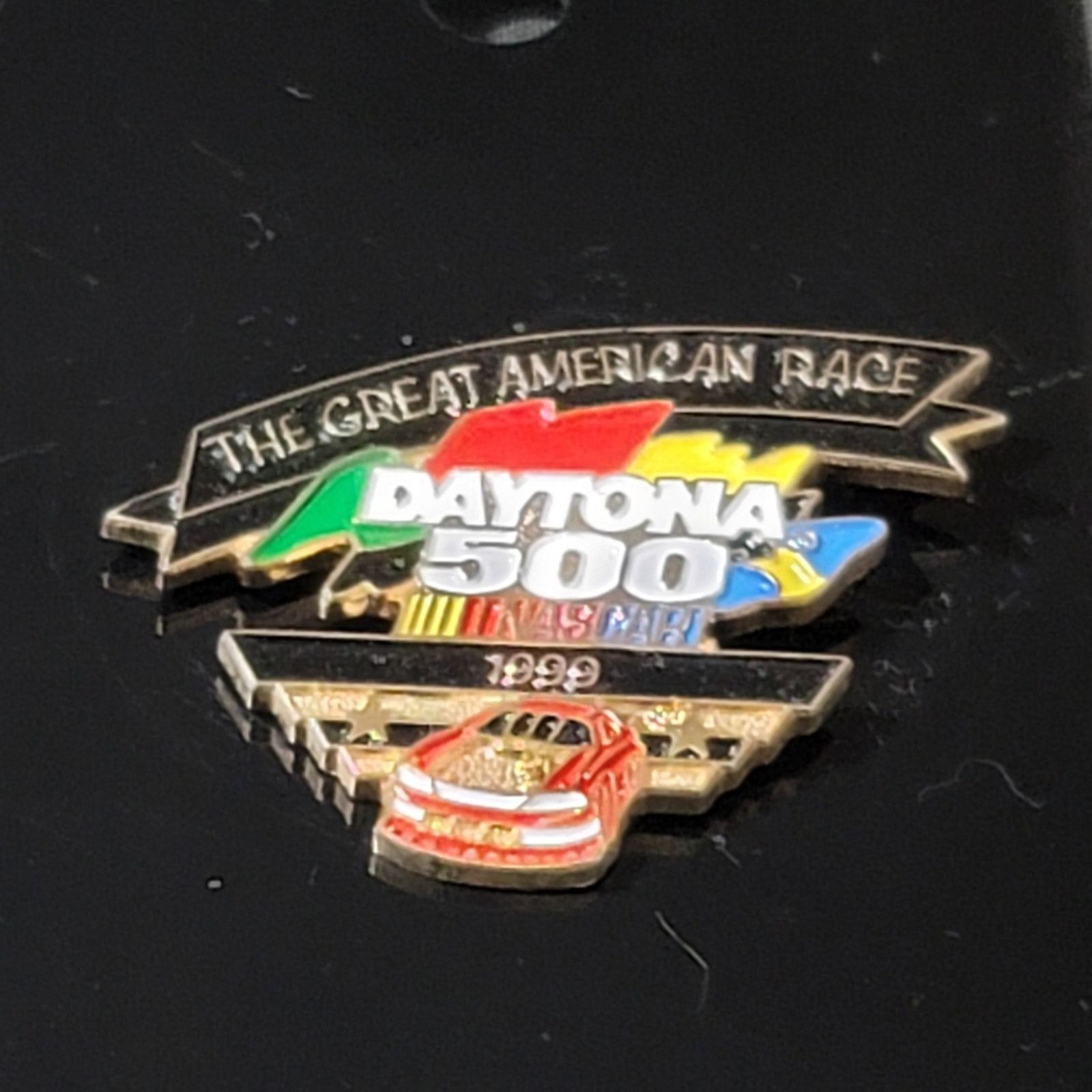NASCAR Vtg 1999 Daytona 500 NASCAR The Great American Race Pin Size ONE SIZE - 2 Thumbnail
