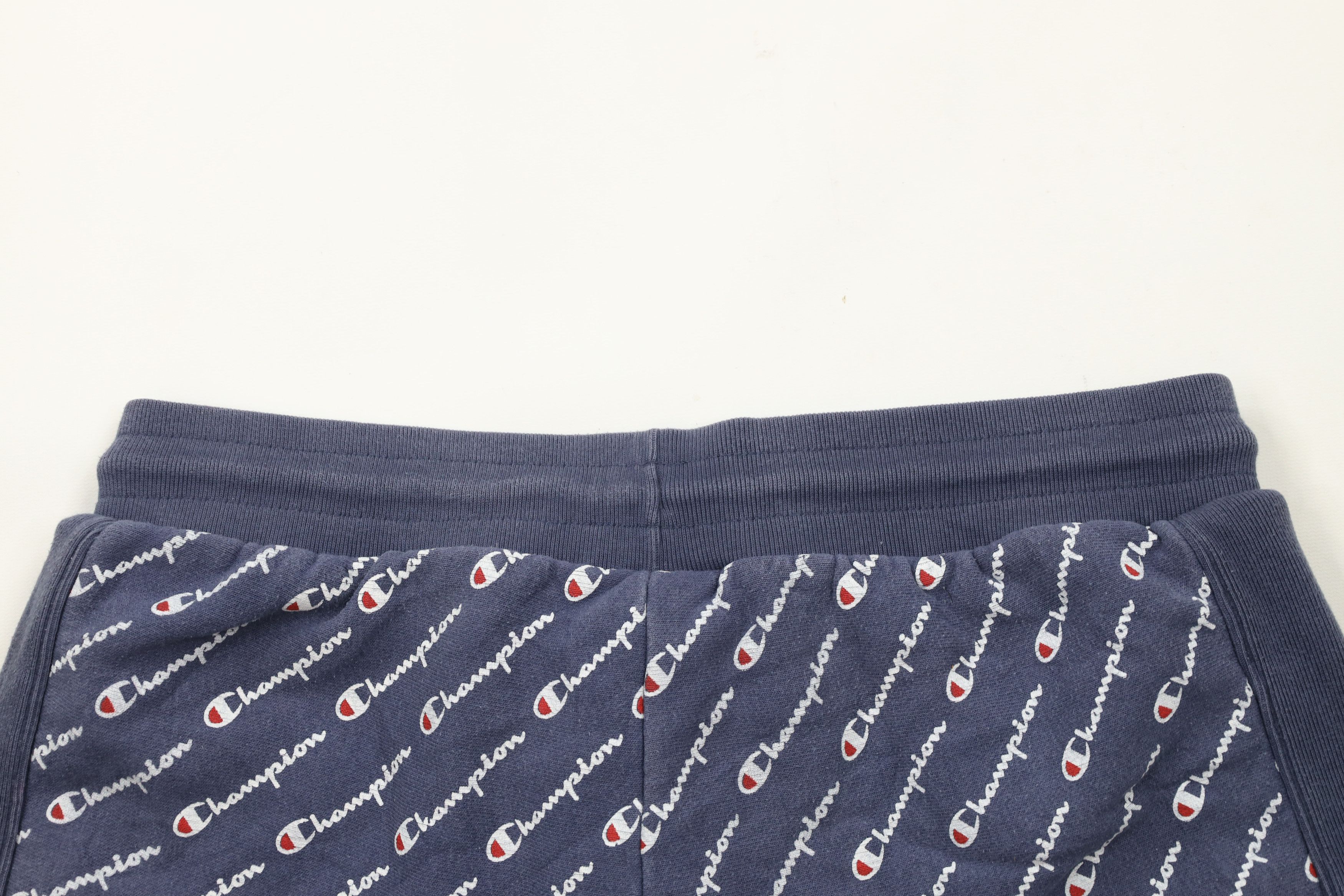 Champion × Vintage Y2K Champion Reverse Weave Print Heavy Sweatpants Shorts Size 32" / US 10 / IT 46 - 6 Thumbnail