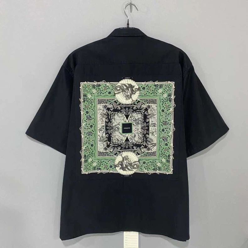 Givenchy Givenchy Short Sleeve Logo Shirt by Givenchy -2507 Size US M / EU 48-50 / 2 - 3 Thumbnail