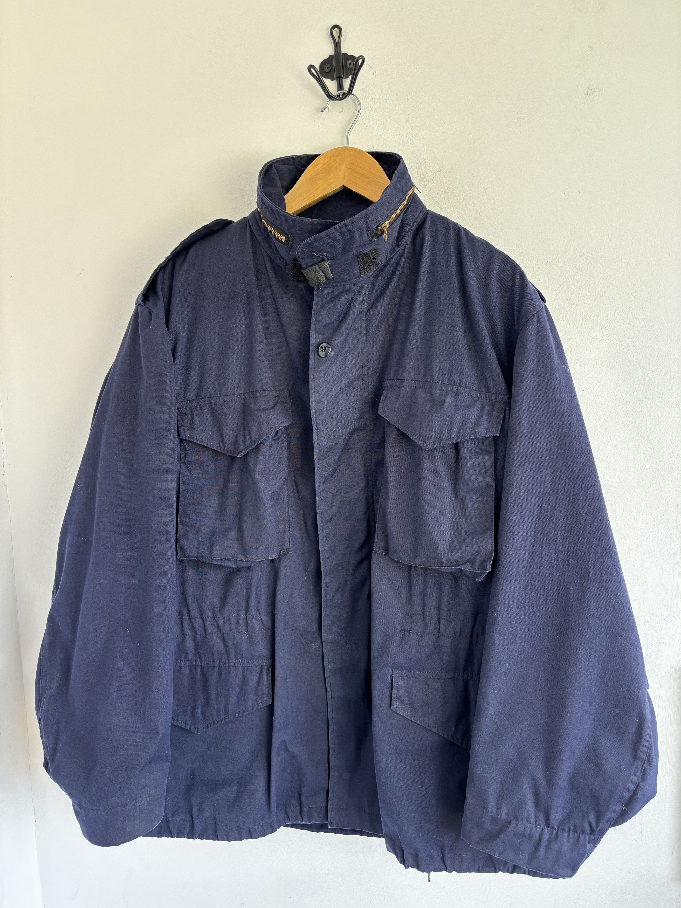 Japanese Brand Vintage Deadstock M65 Navy Scovill Zipper Jacket Size US L / EU 52-54 / 3 - 1 Thumbnail
