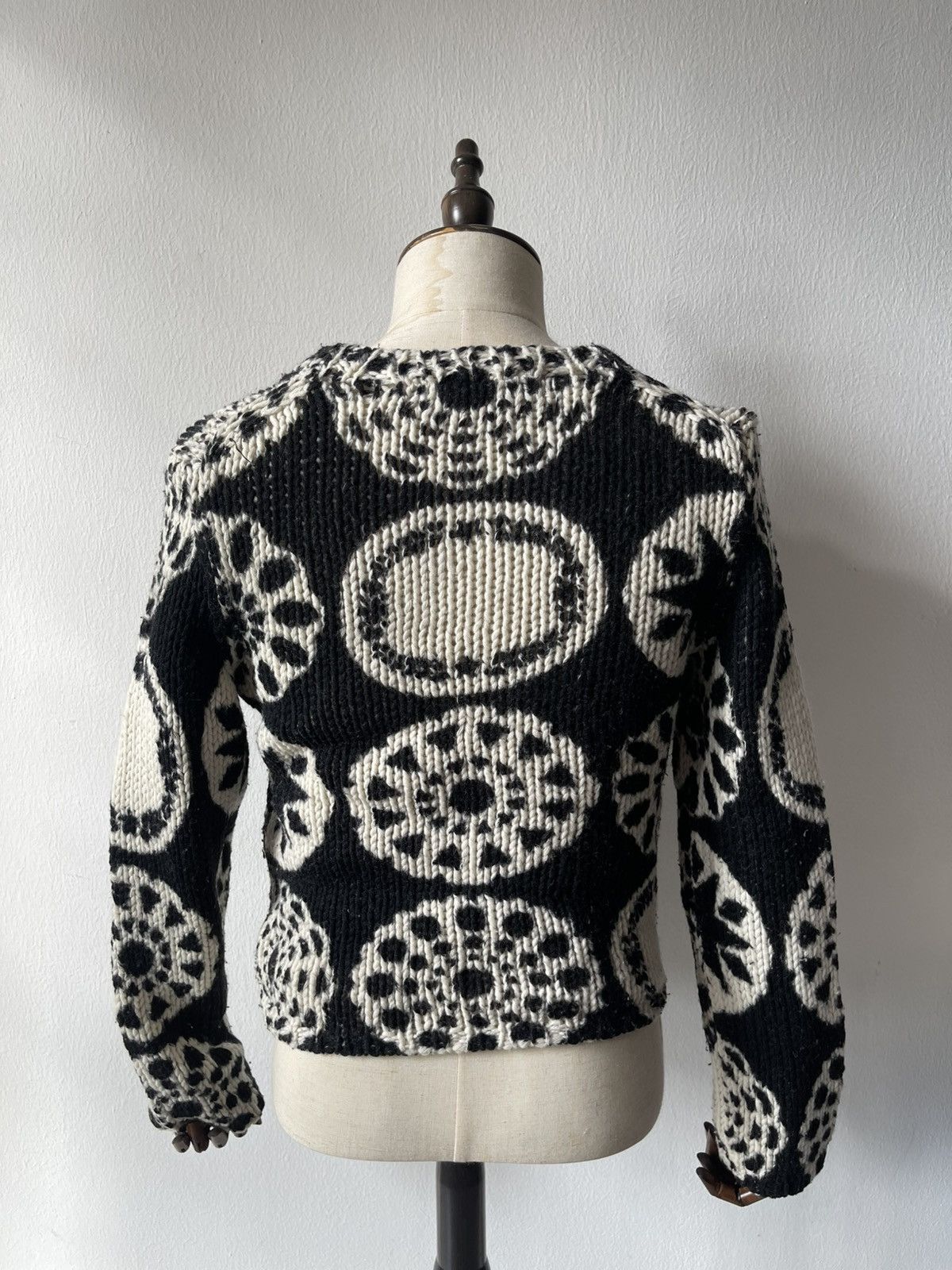 Comme des Garcons 2001 Comme Des Garcons Circle Motive Wool Knit C2 Size US S / EU 44-46 / 1 - 8 Thumbnail