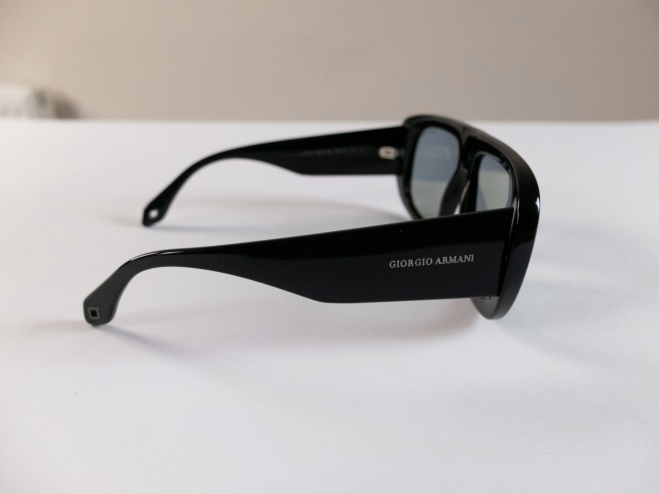 Giorgio Armani GIORGIO ARMANI black pillow shape oversize sunglasses Size ONE SIZE - 4 Thumbnail