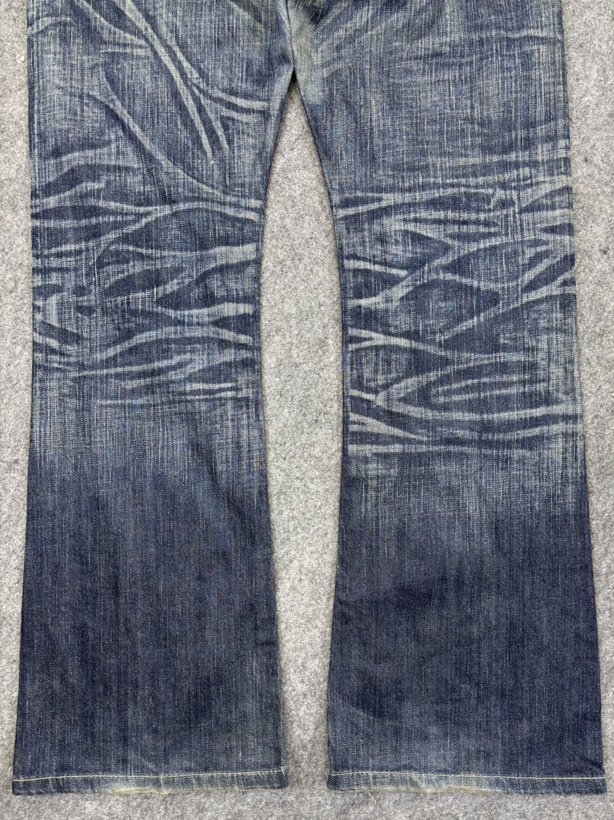 Edwin 💥Flare💥Insane Edwin 90s Style Raw Fades Flare Denim F938 Size US 32 / EU 48 - 12 Thumbnail