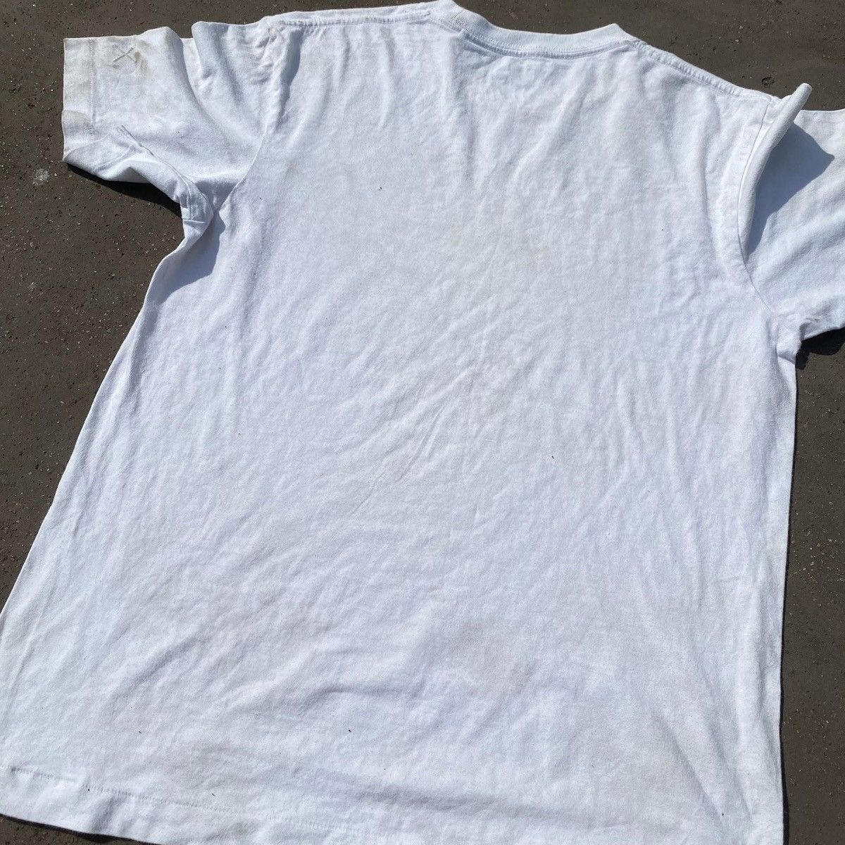 Uniqlo RARE ‼️ Kaws Size US M / EU 48-50 / 2 - 4 Thumbnail