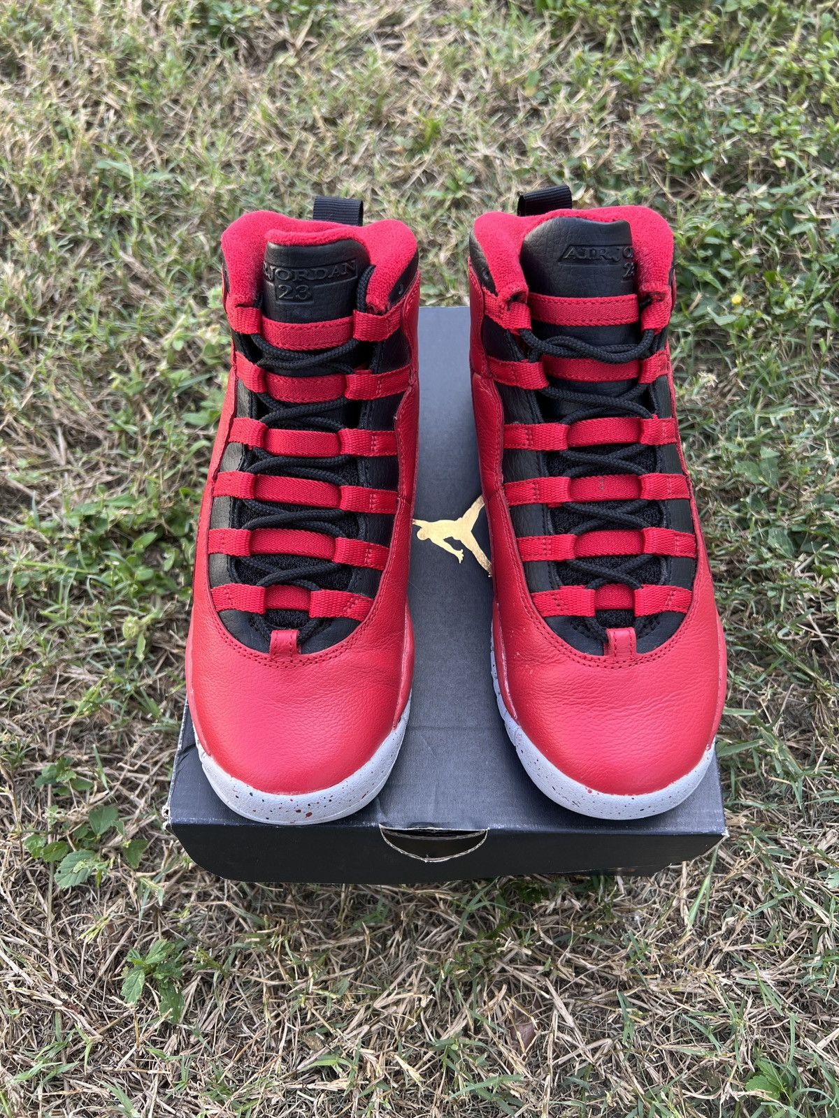 Jordan Brand × Nike Air Jordan 10 “Bulls Over Broadway” Size US 4.5 / IT 34.5 - 3 Thumbnail
