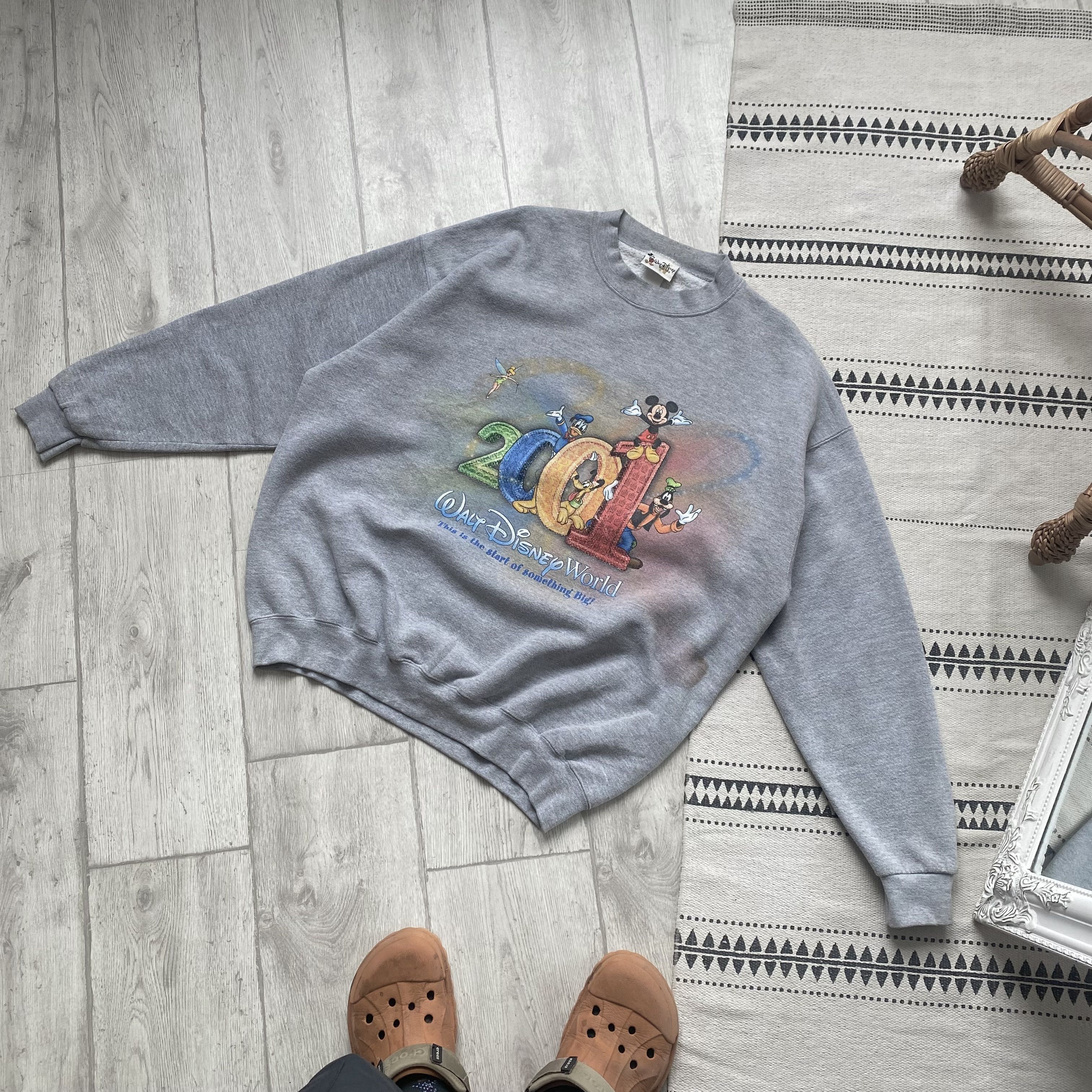 Disney 2001's Walt Disney World Mickey Mouse Sweatshirt Made USA Size US L / EU 52-54 / 3 - 9 Thumbnail