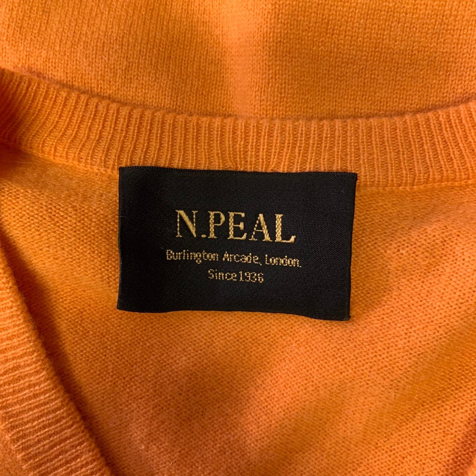 N.Peal N.PEAL Size L Knitted Cashmere V-Neck Sweater Size US L / EU 52-54 / 3 - 6 Thumbnail