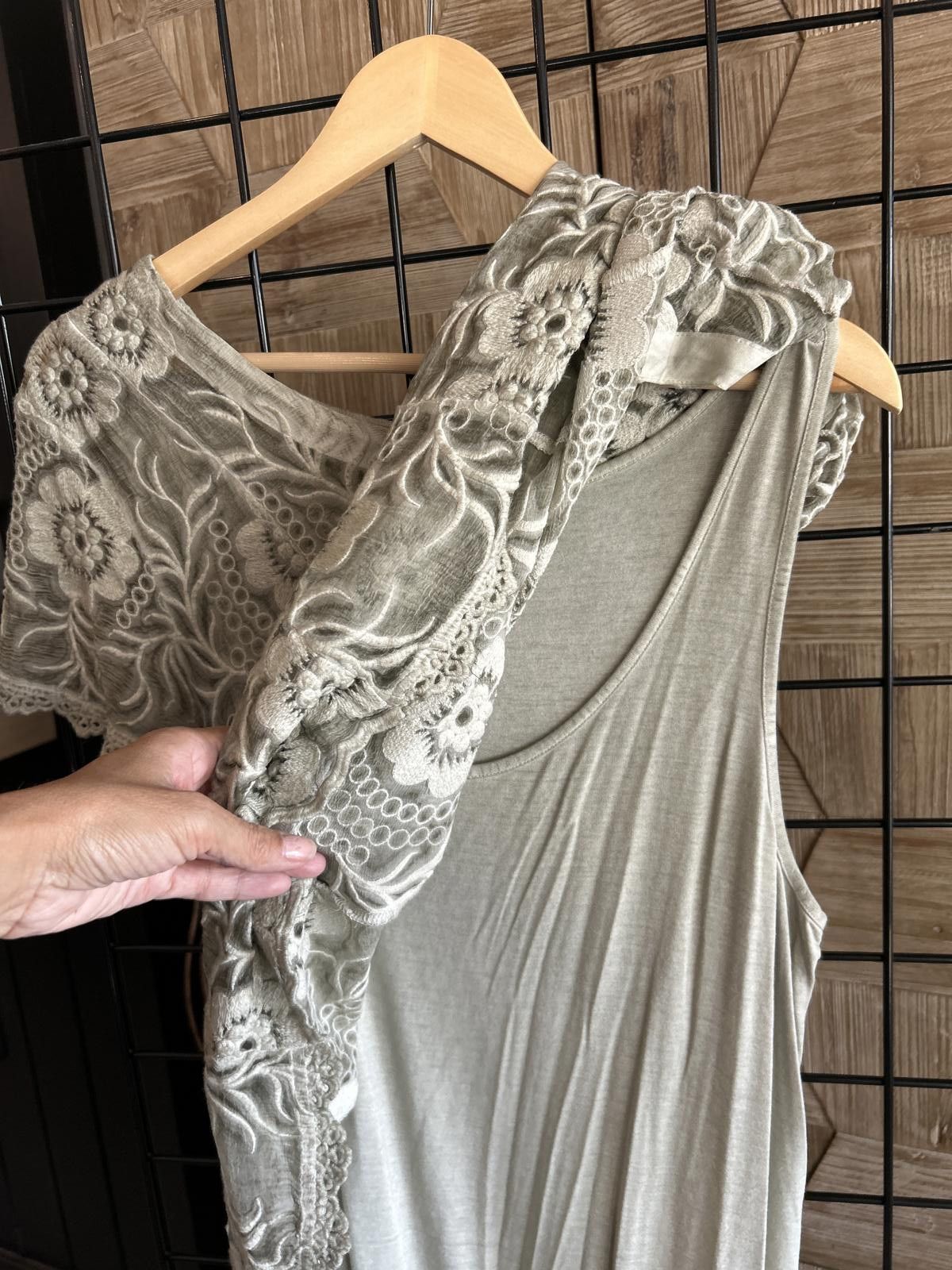 Designer Gretty Zueger Silk Dress Sz L Grey Floral Sheer Embroidered Size L / US 10 / IT 46 - 7 Thumbnail