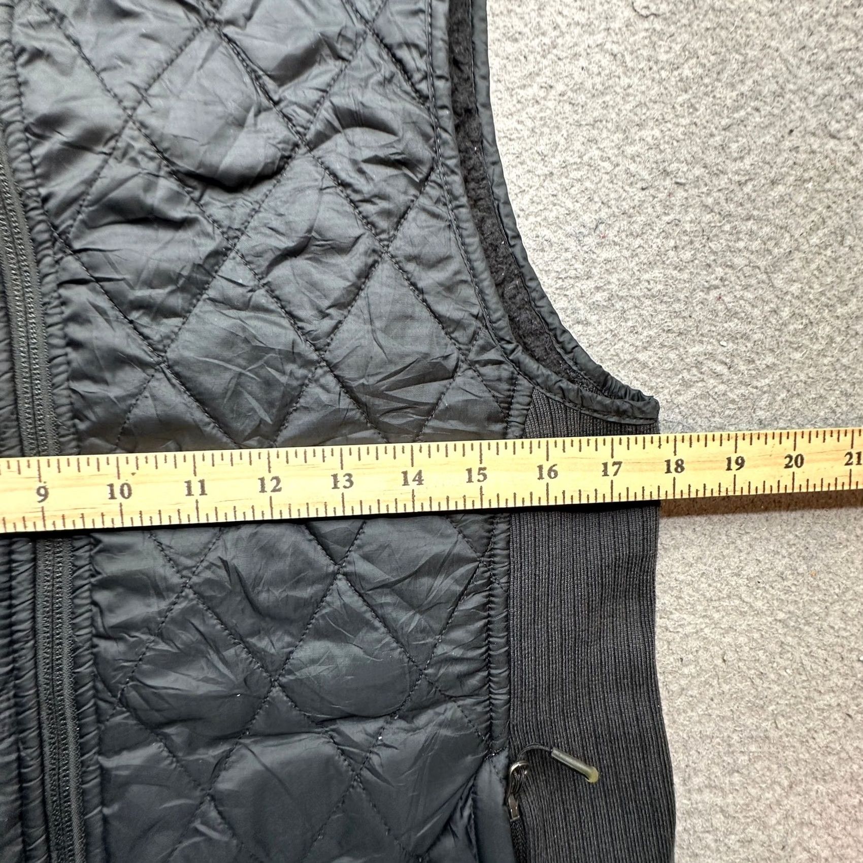 Vintage LL Bean Quilted Puffer Vest Jacket Womens Small Reg Black Pockets Stretch Vest Size S / US 4 / IT 40 - 4 Thumbnail