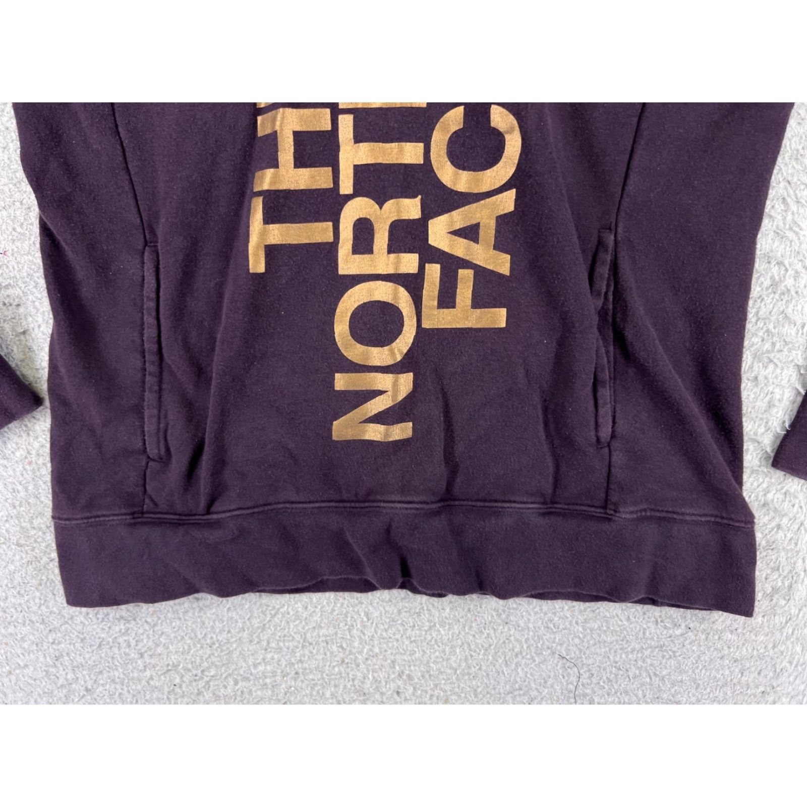 The North Face The North Face Hoodie Womens L Purple Pullover Cotton Blend Logo Crew Neck Long Sleeve Pocket 36in Chest Men/Men’s? Size L / US 10 / IT 46 - 5 Thumbnail