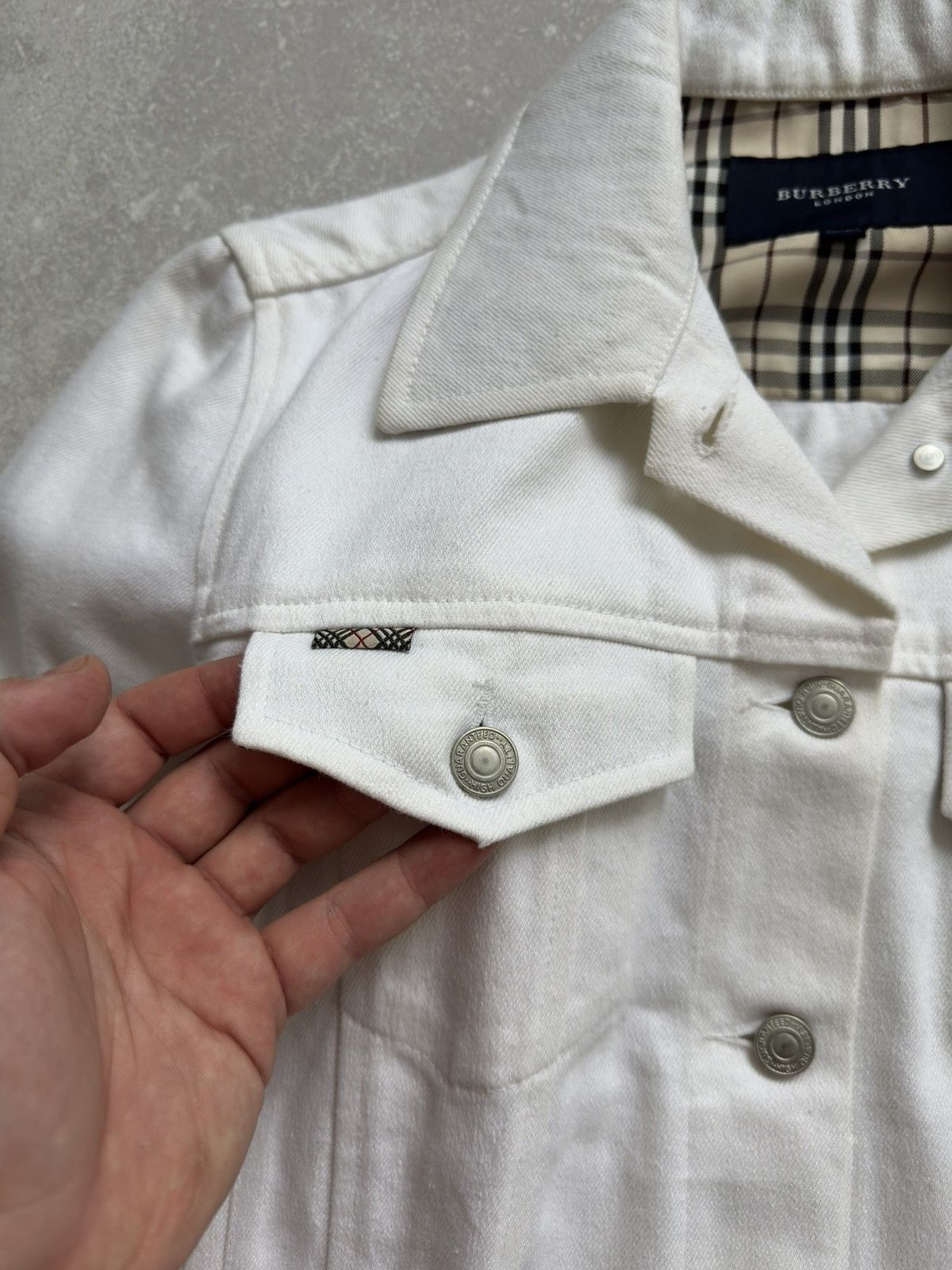 Burberry × Vintage Vintage Burberry London Denim Women Jacket Coat Nova Check Size M / US 6-8 / IT 42-44 - 4 Thumbnail