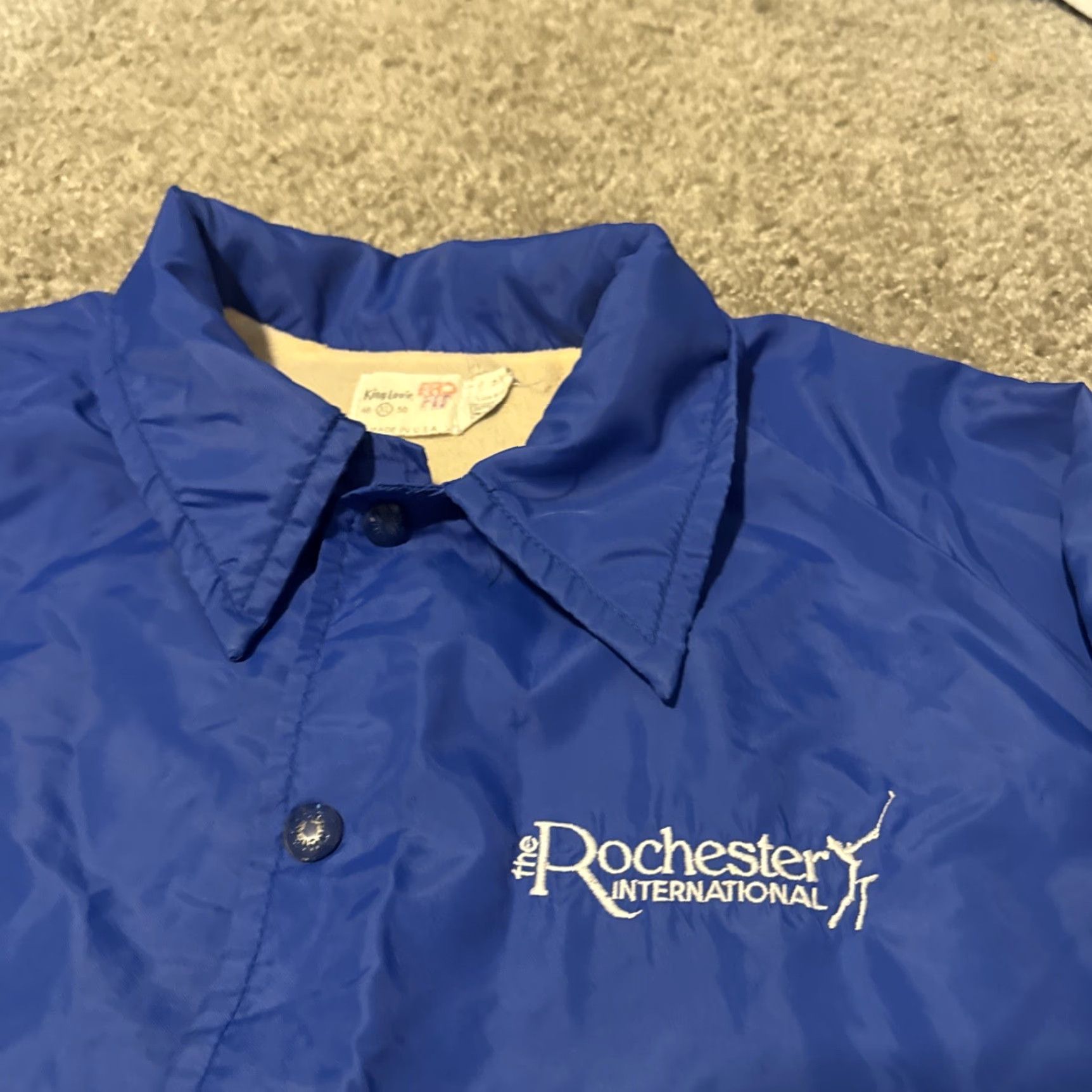 Vintage VINTAGE Rochester International Golf Tournament Button Front Windbreaker Jacket XL Men King Louie Nylon Blue Size US XL / EU 56 / 4 - 3 Thumbnail