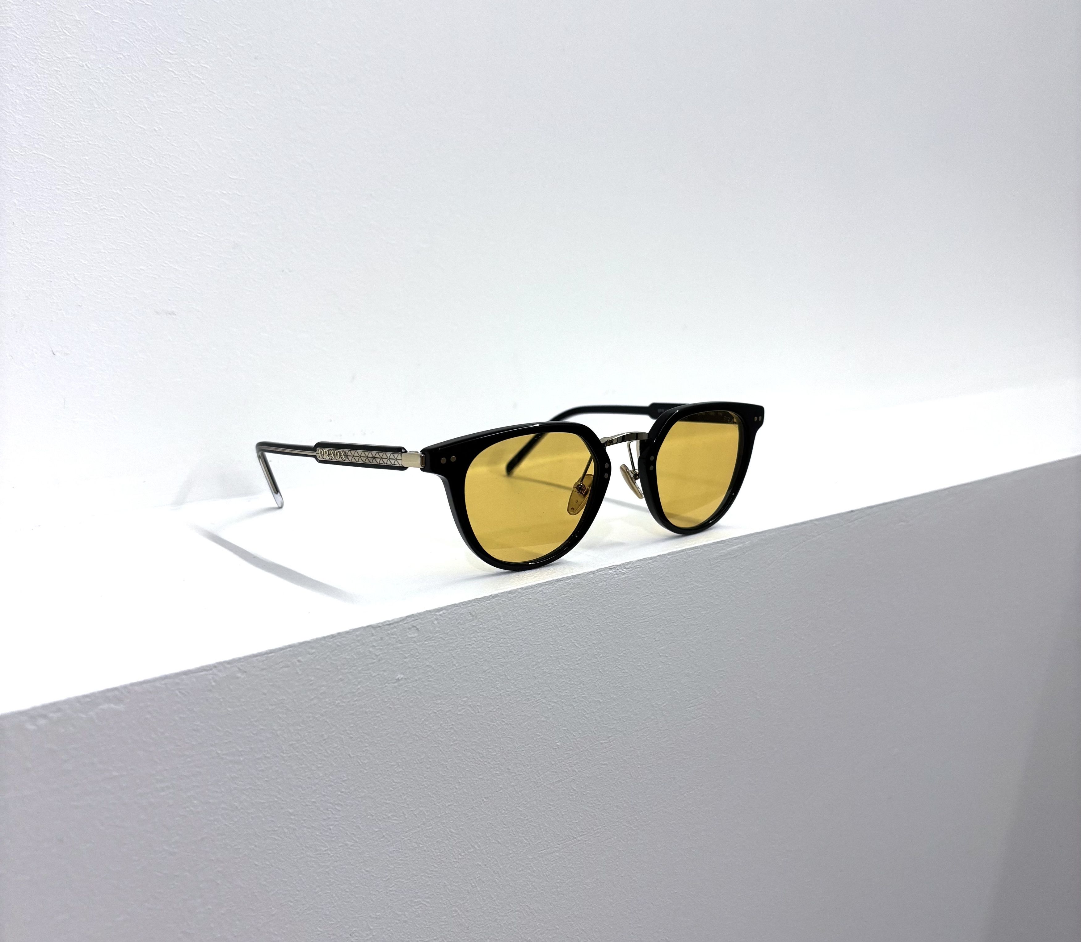 Prada SPR 17Y Sunglasses with Prada logo Size ONE SIZE - 6 Thumbnail