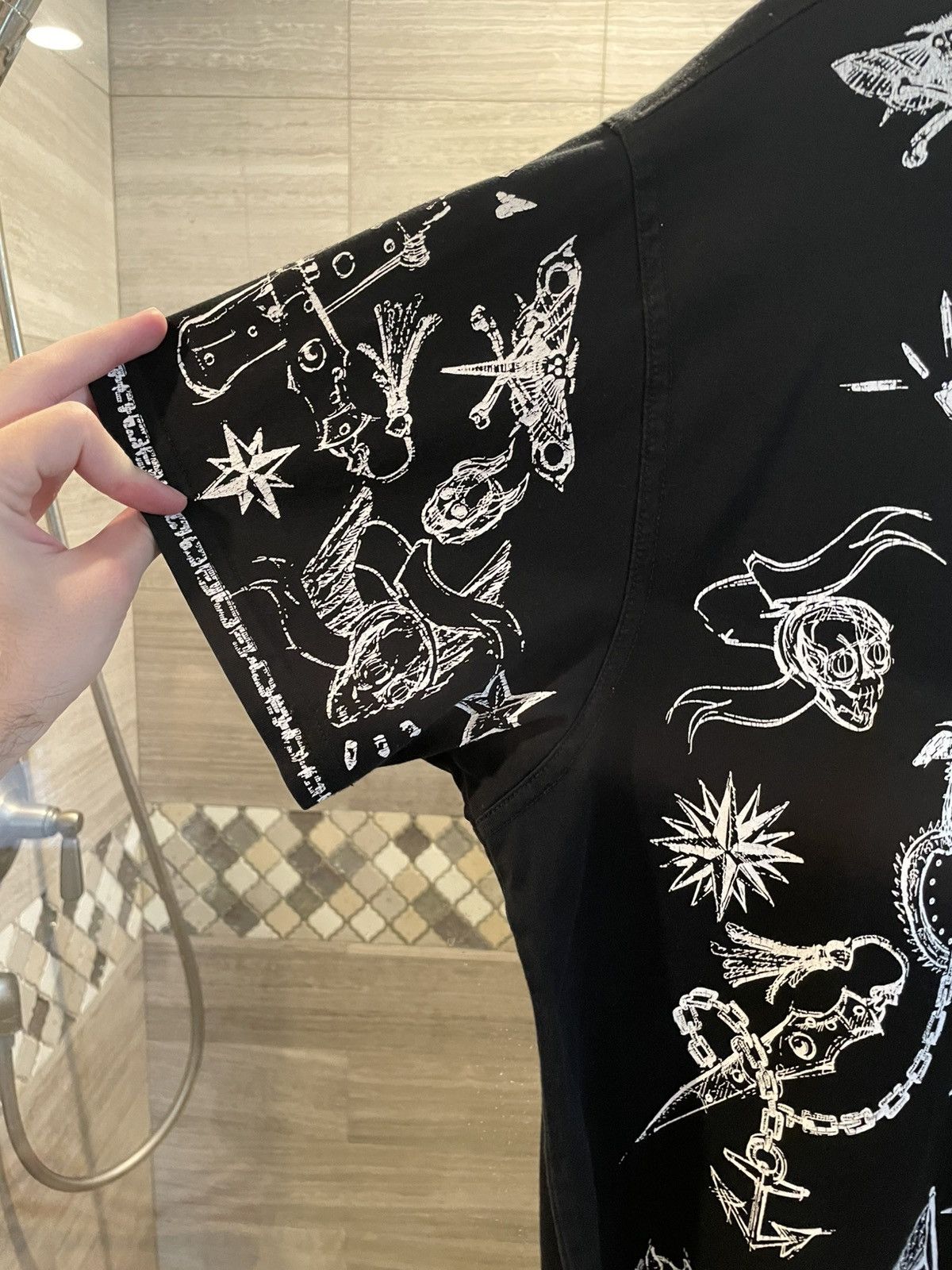 Givenchy Givenchy Tattoo Tee (Black) Size US M / EU 48-50 / 2 - 5 Thumbnail