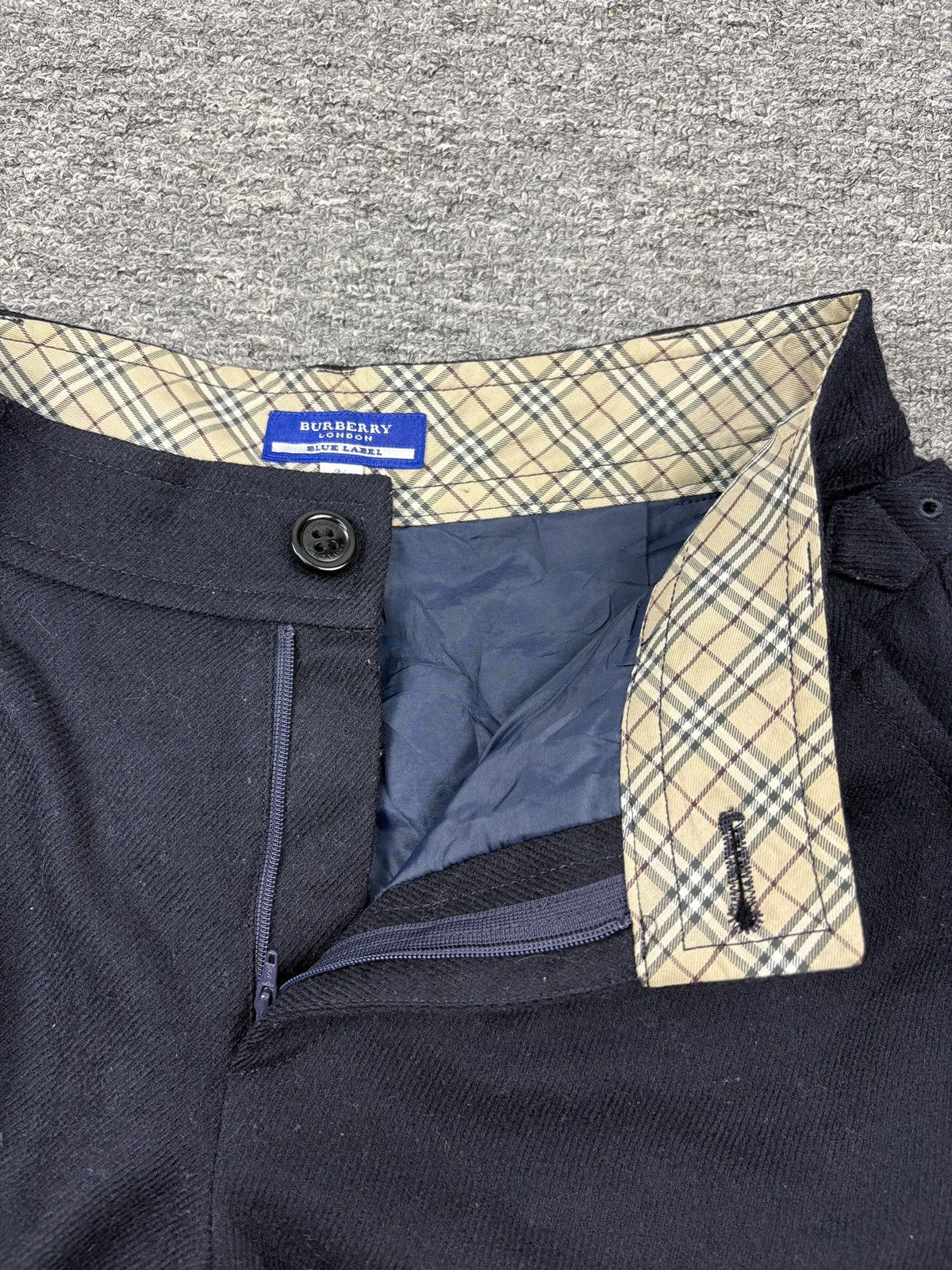 Burberry Burberry Wool Shorts Pants Size US 28 / EU 44 - 6 Thumbnail