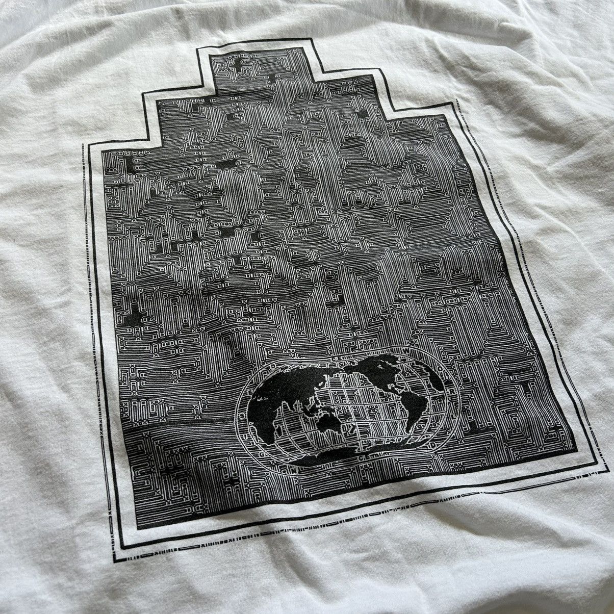 Cav Empt AUTUMN WiNTER 2019 C.E WORLD MAP ZiGGURAT TEE Y2K LABYRiNTH Size US XXL / EU 58 / 5 - 5 Thumbnail
