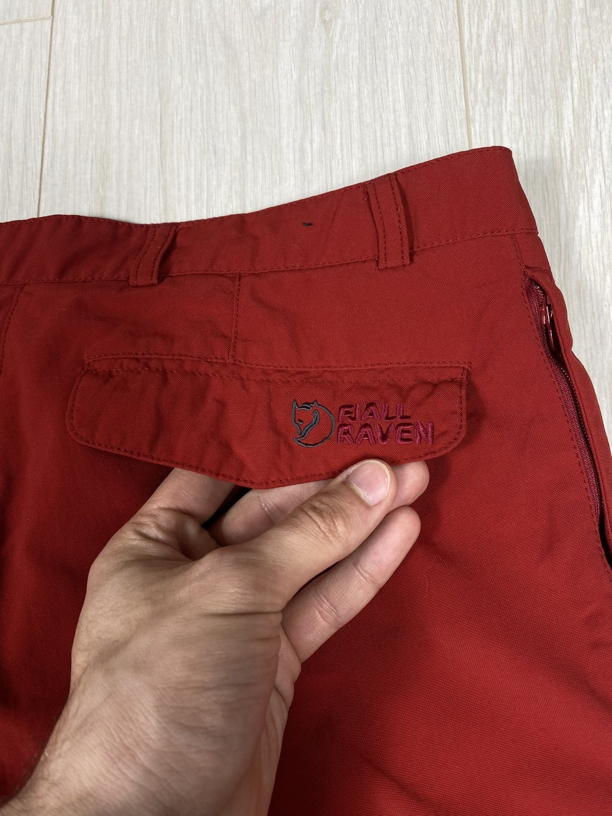 Fjallraven × Vintage Fjallraven Red Long Shorts Size 28" / US 6 / IT 42 - 13 Thumbnail