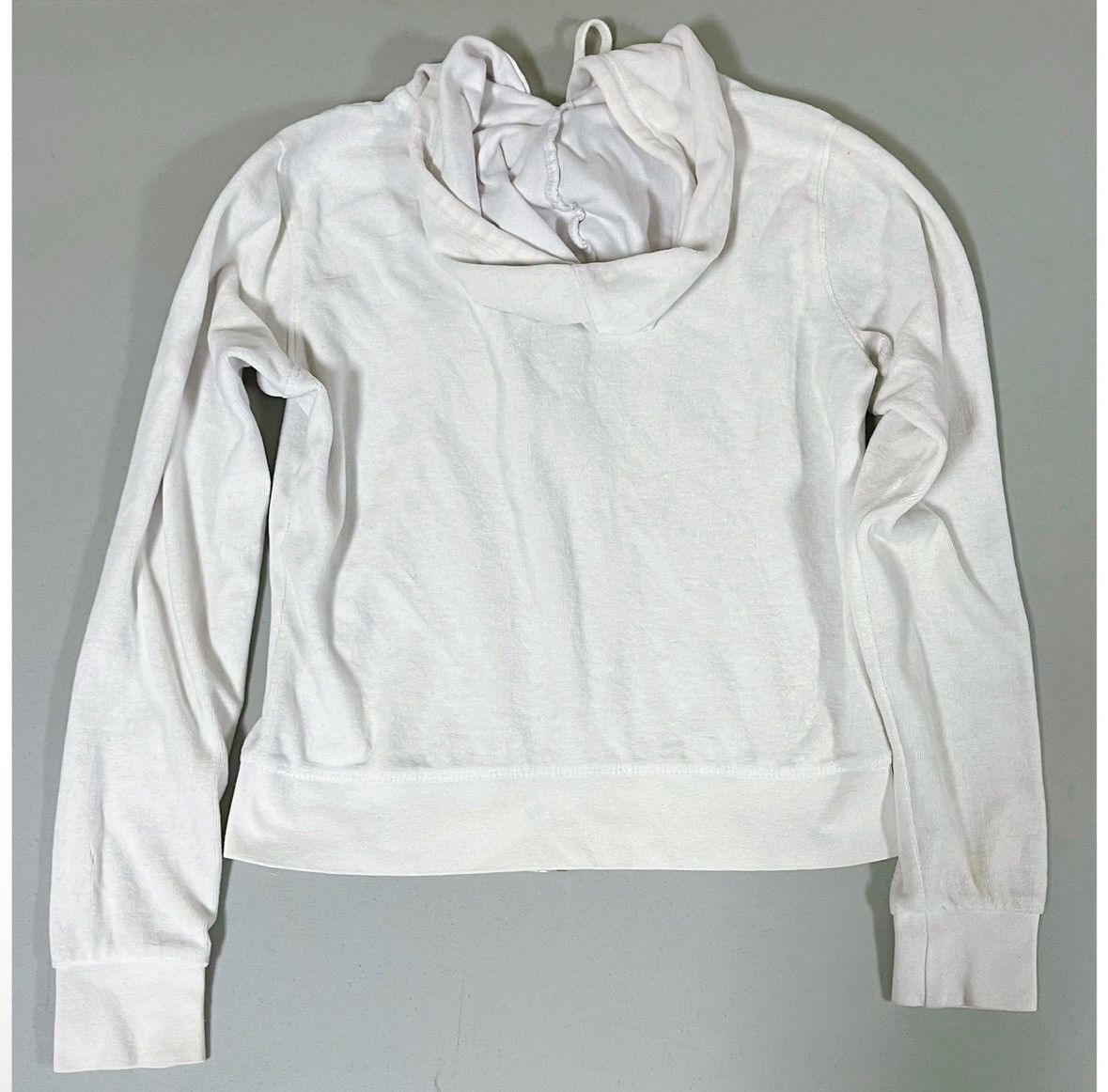 Fashion Nova White Velour Zipper Sweater Sweatshirt Hoodie Outerwear XS 🤍 Size XS / US 0-2 / IT 36-38 - 3 Thumbnail