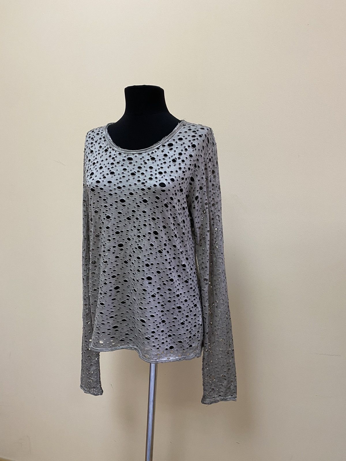 Rundholz Rundholz Dip Women’s Distressed Long Sleeve Top Size M-L Size M / US 6-8 / IT 42-44 - 6 Thumbnail