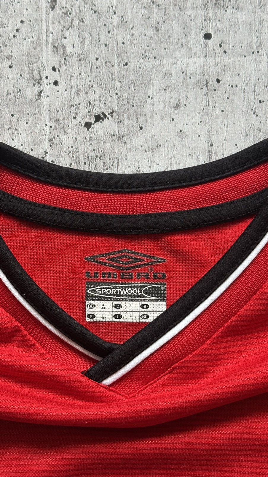 Umbro 2000/01 Umbro Manchester United Vintage Home Soccer Jersey Size US L / EU 52-54 / 3 - 13 Thumbnail