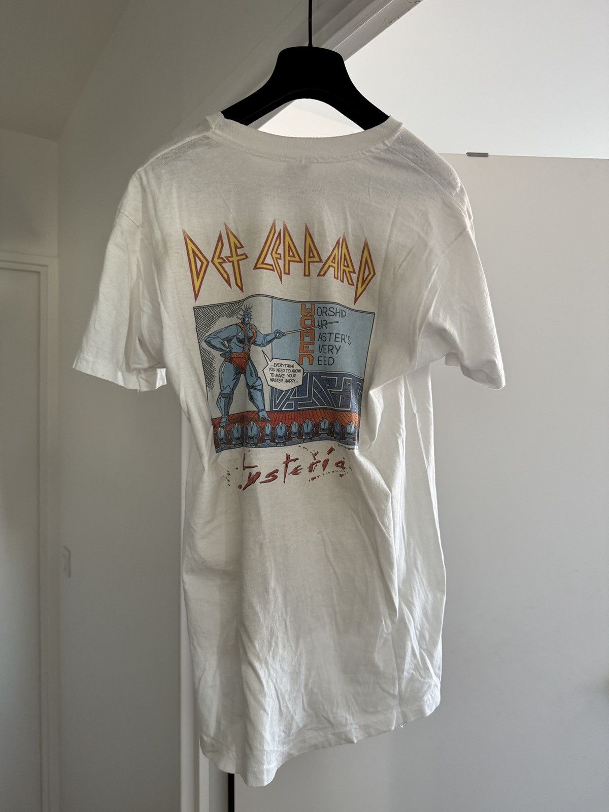Def Leppard *RARE* VINTAGE 80s 1987 DEF LEPPARD HYSTERIA TOUR COMICS Size US L / EU 52-54 / 3 - 5 Thumbnail