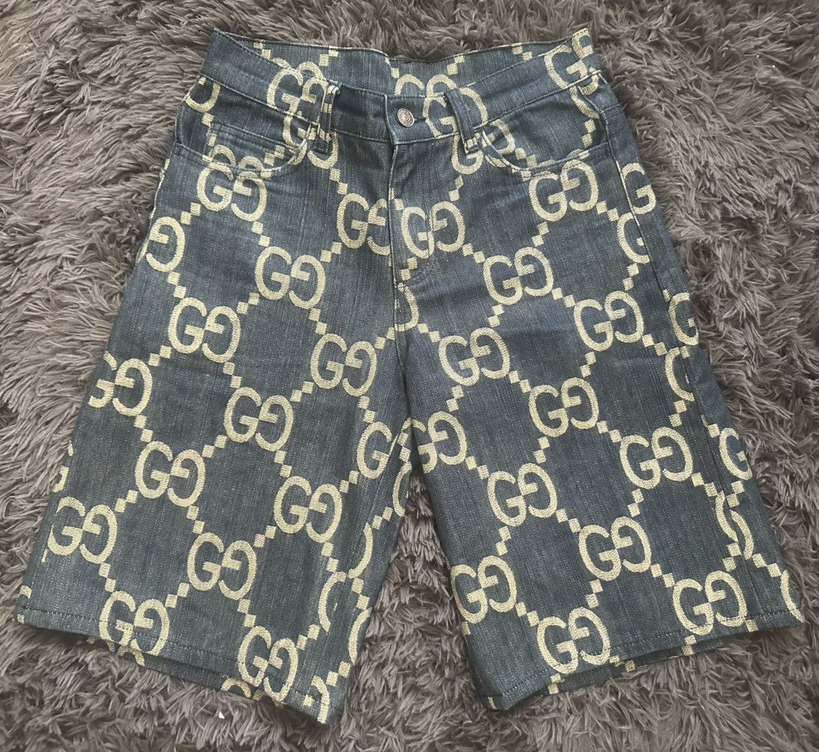 Gucci Gucci Monogram Denim Shorts Size US 30 / EU 46 - 1 Thumbnail