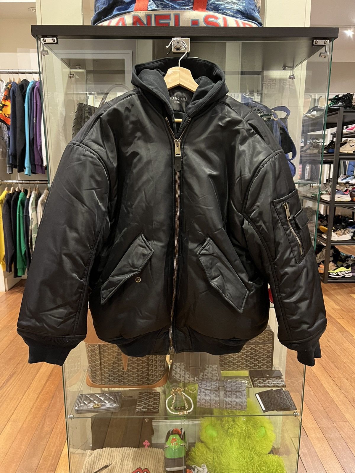 Balenciaga Balenciaga oversized Hooded Bomber Jacket Size US S / EU 44-46 / 1 - 1 Thumbnail