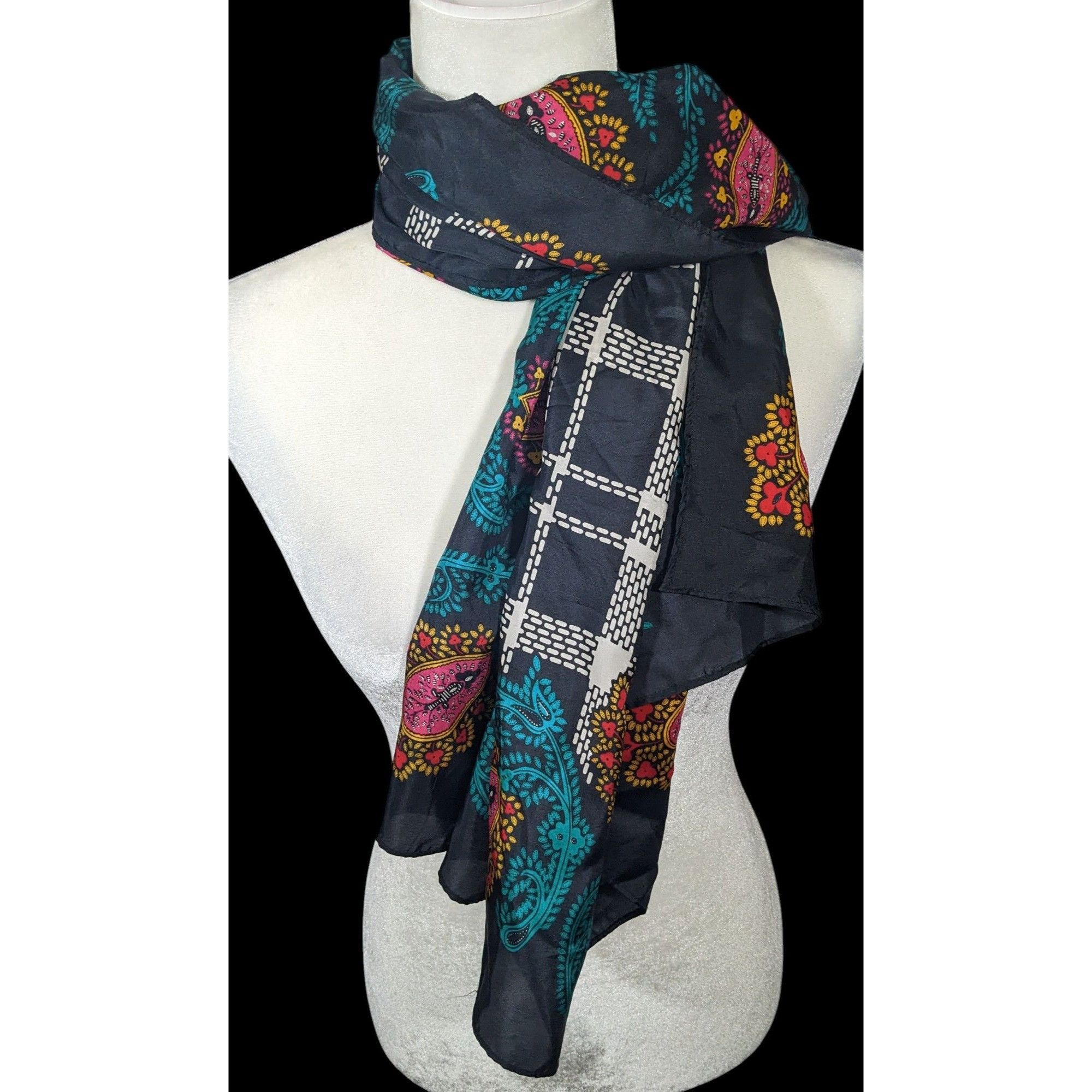 Diane von Furstenberg Vintage Diane Von Furstenberg Plaid And Paisley Scarf Size ONE SIZE - 3 Thumbnail