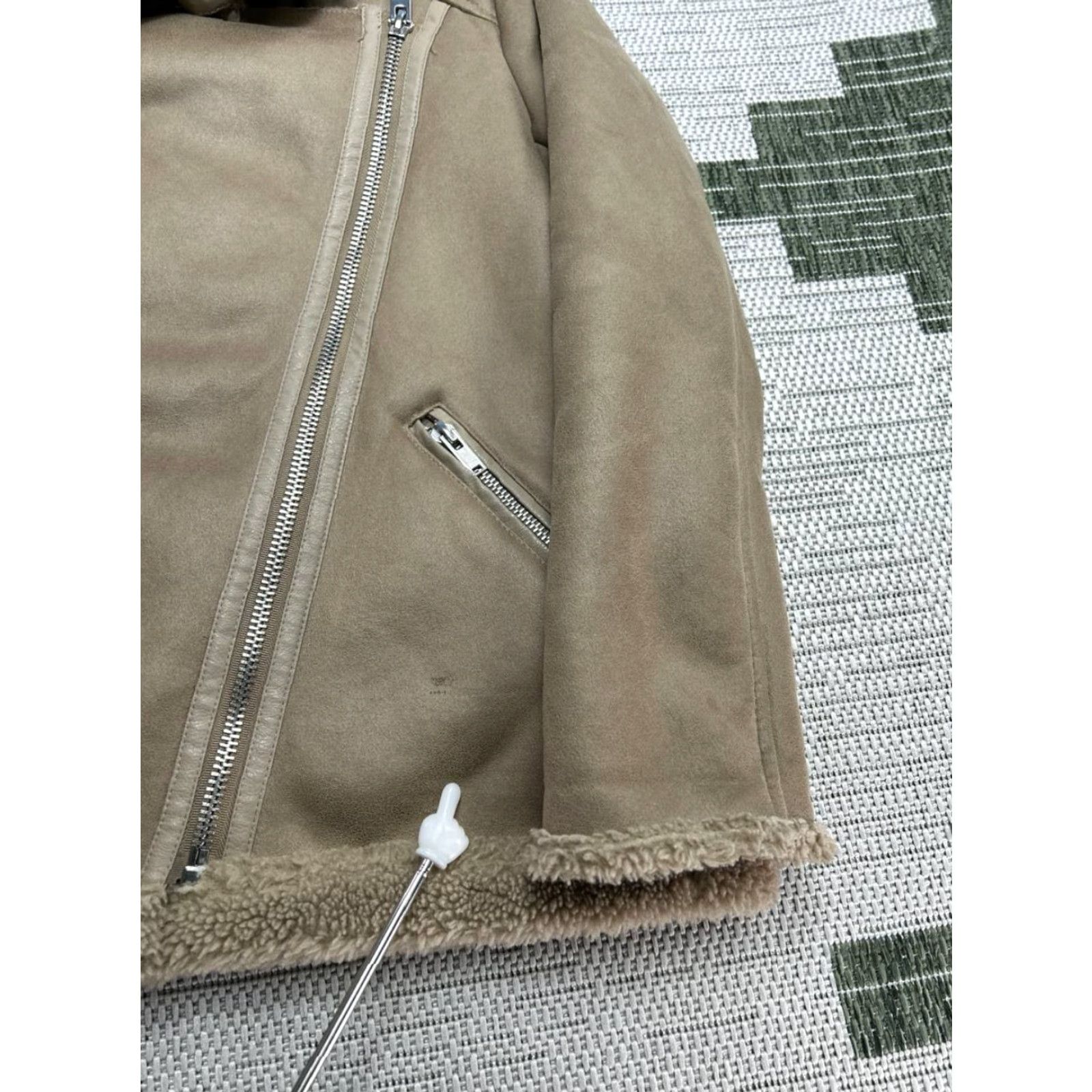 Zara Zara Biker Moto Jacket Women Small Beige Faux Leather Shearling Asymmetrical Zip Jacket Size S / US 4 / IT 40 - 4 Thumbnail