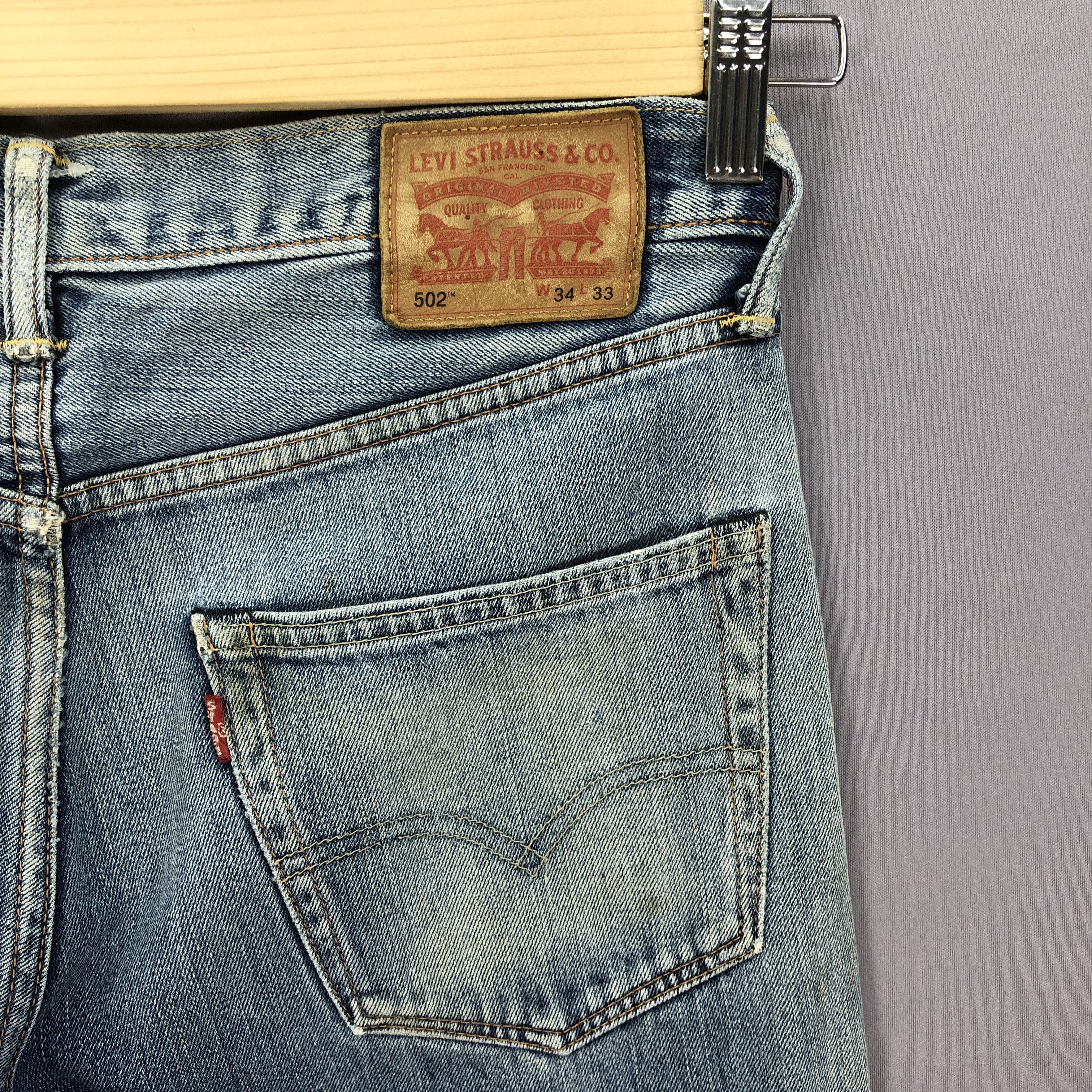 Levi's Vintage Levis 502 Faded Ripped Jeans Levi's Light Wash Denim Size US 34 / EU 50 - 5 Thumbnail